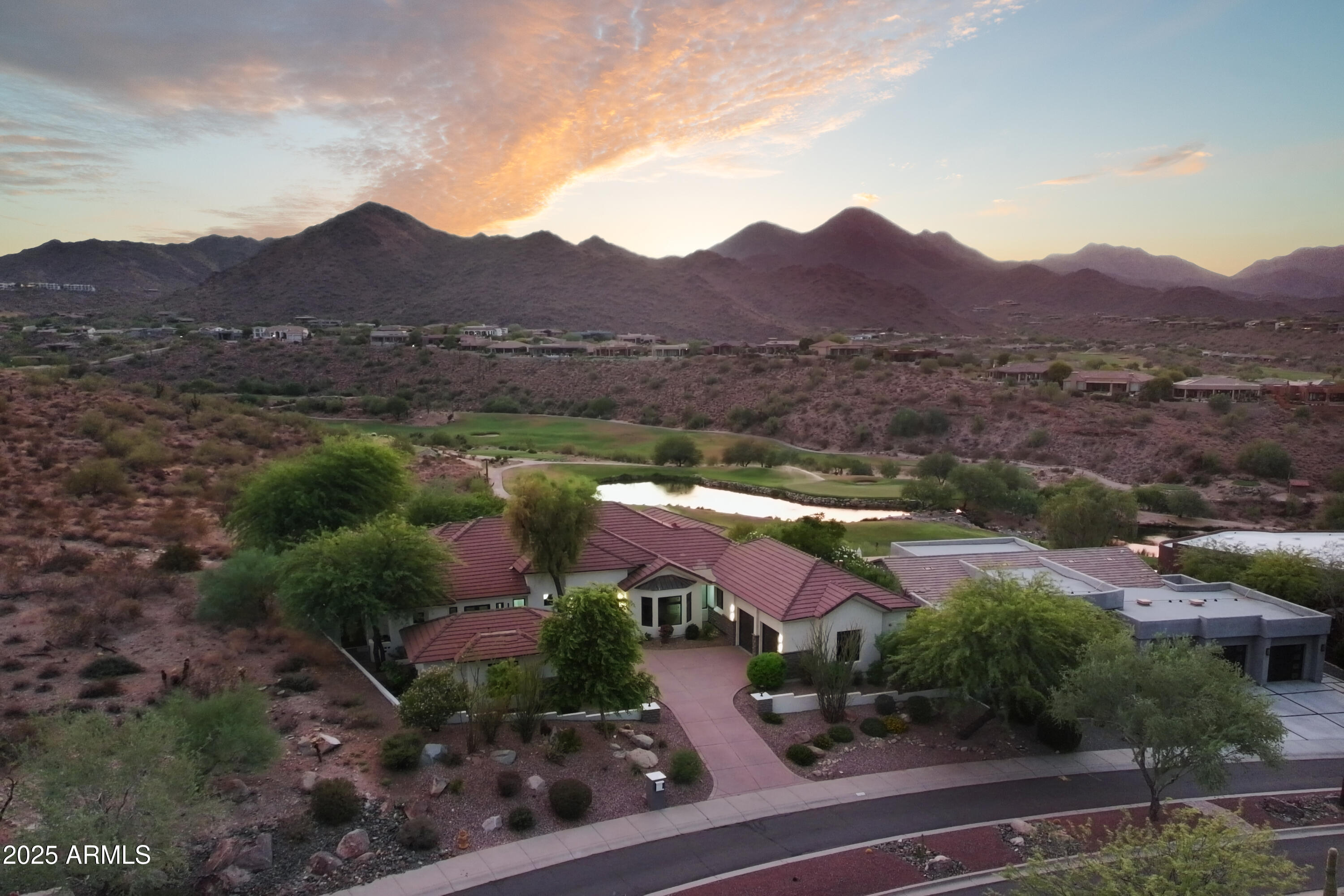 SUNRIDGE CANYON - Residential