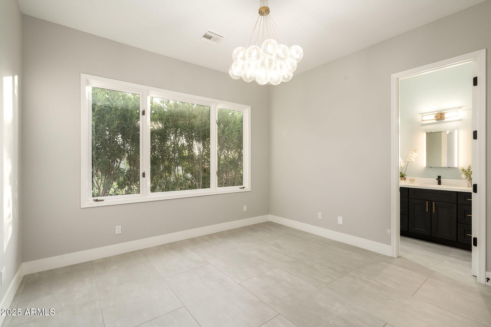 SUNRIDGE CANYON - Residential