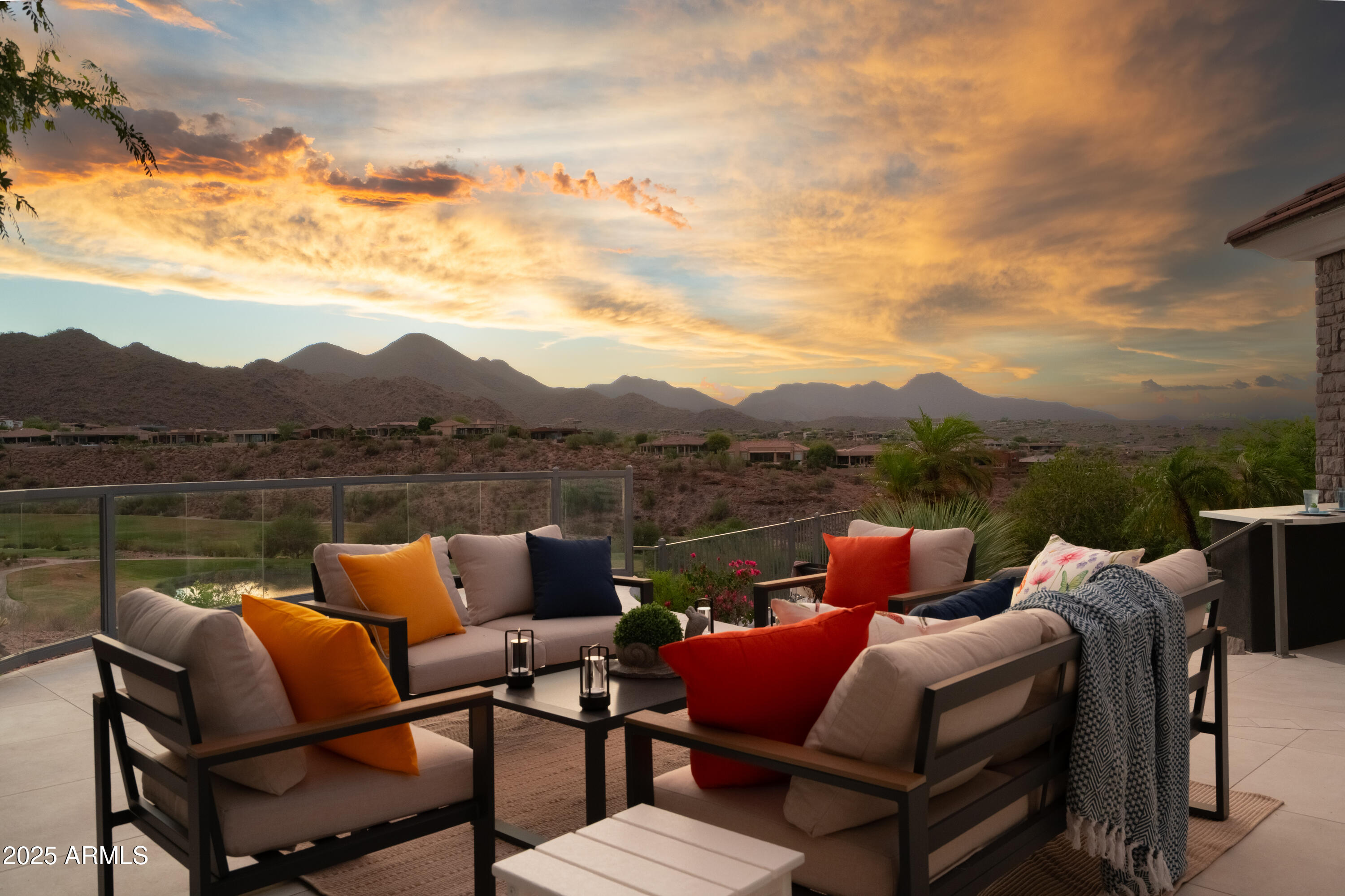SUNRIDGE CANYON - Residential