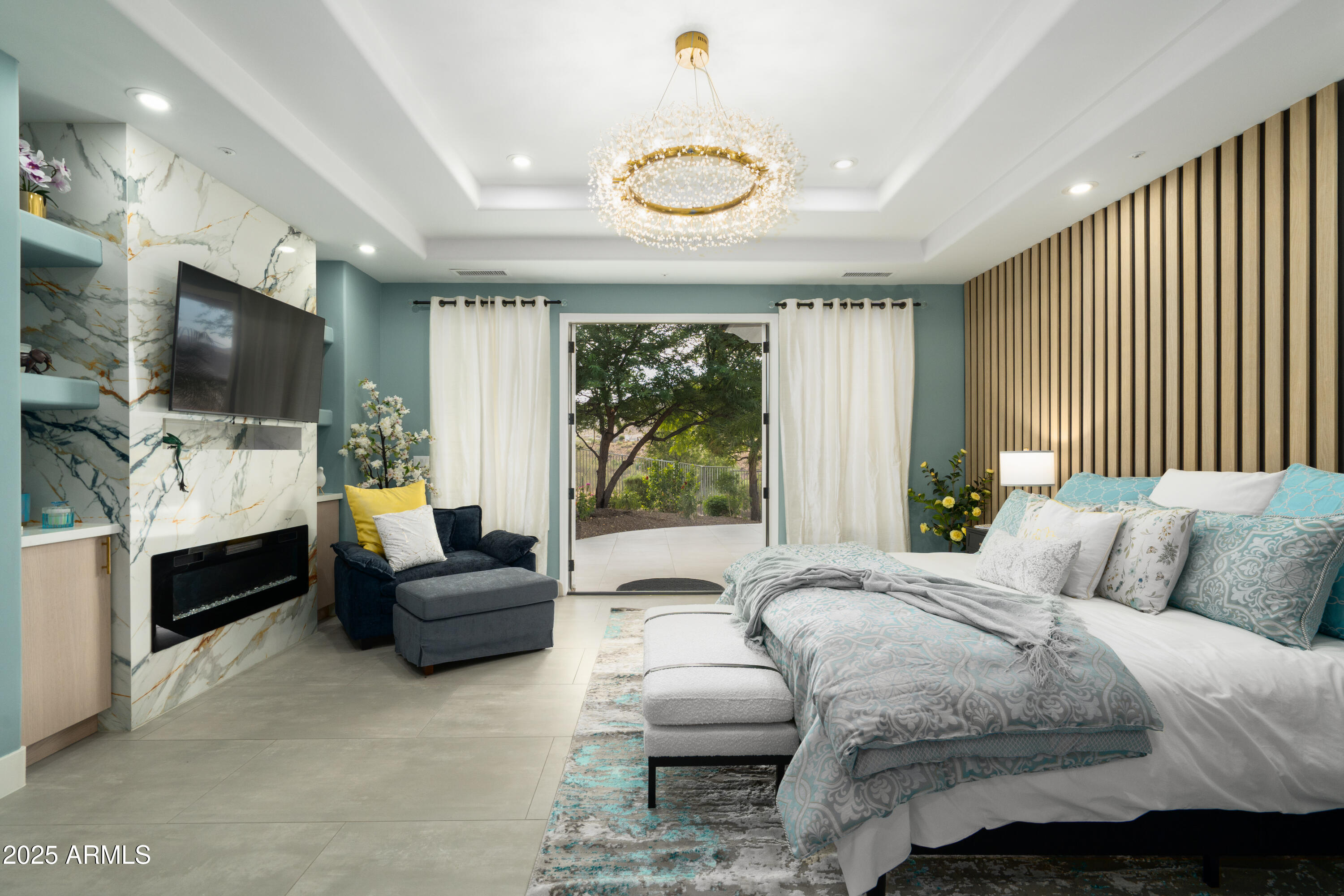 SUNRIDGE CANYON - Residential