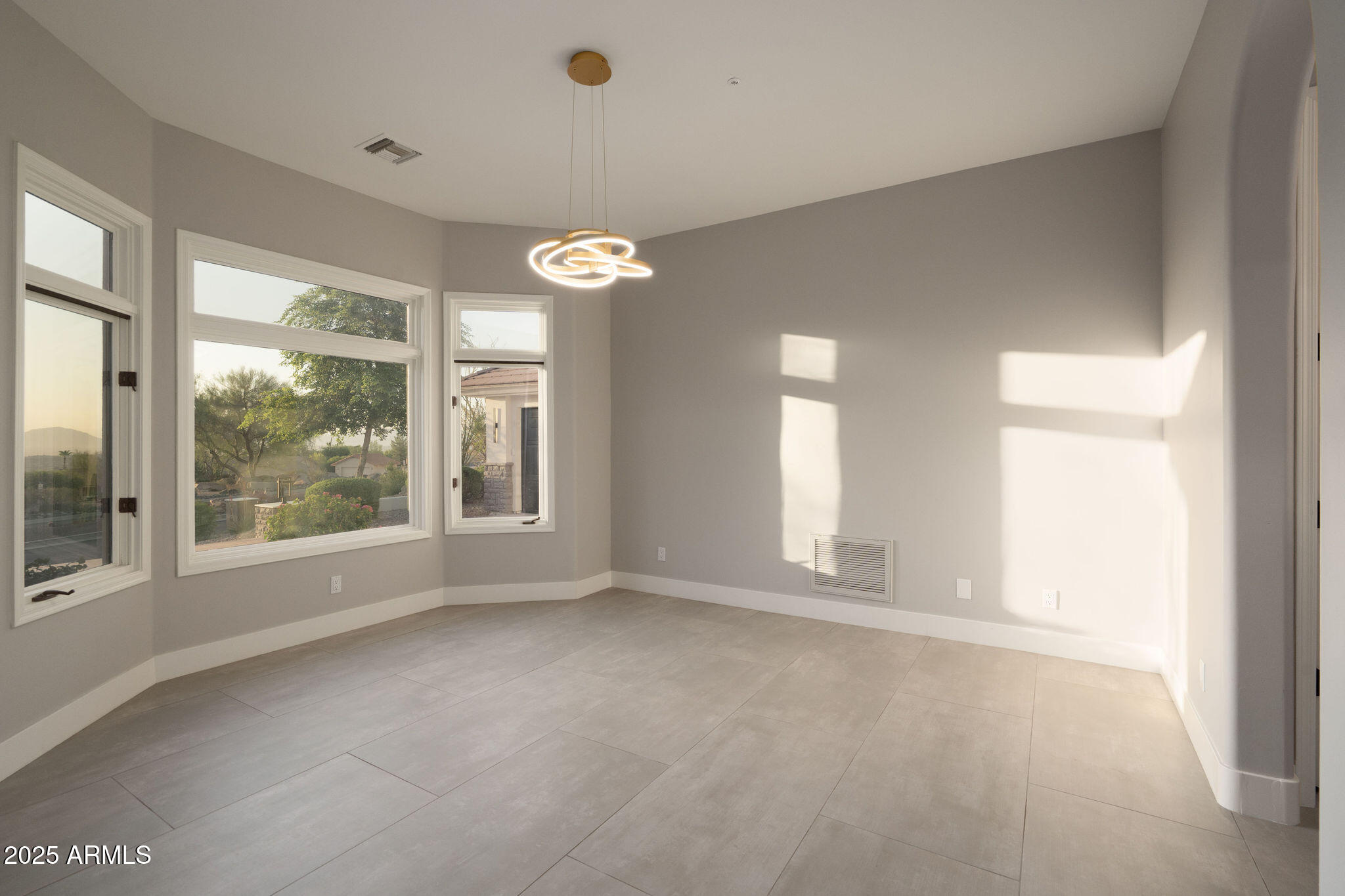 SUNRIDGE CANYON - Residential