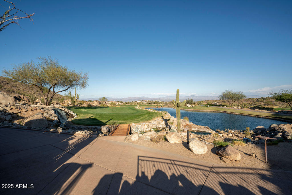 SUNRIDGE CANYON - Residential