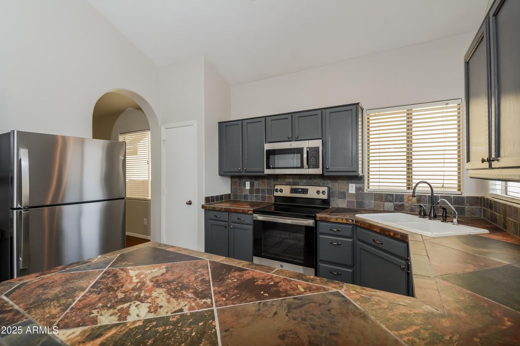 Photo of 12924 W Ash Street, El Mirage, AZ 85335 (MLS # 6937579)