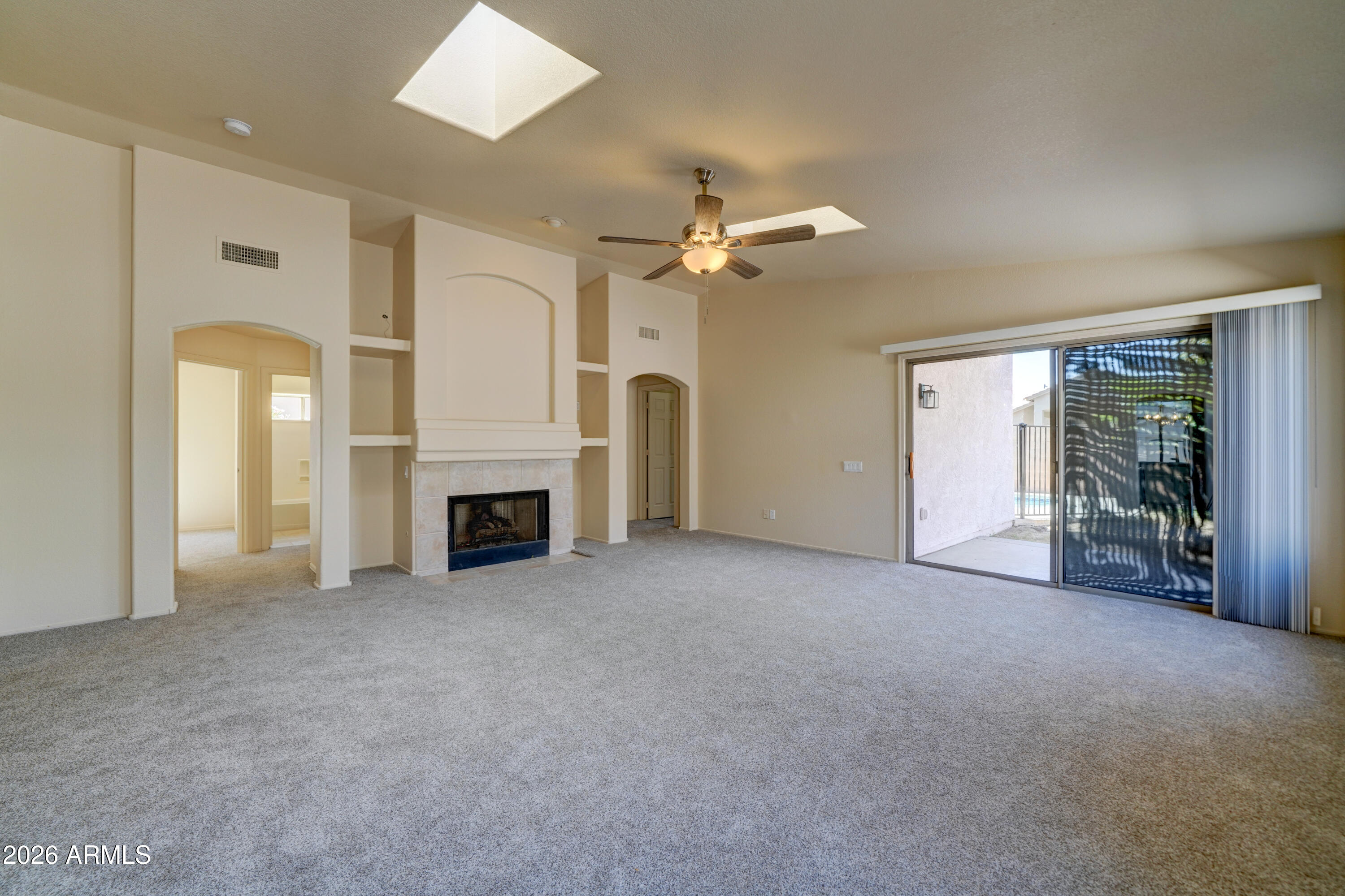6661 W AURORA Drive