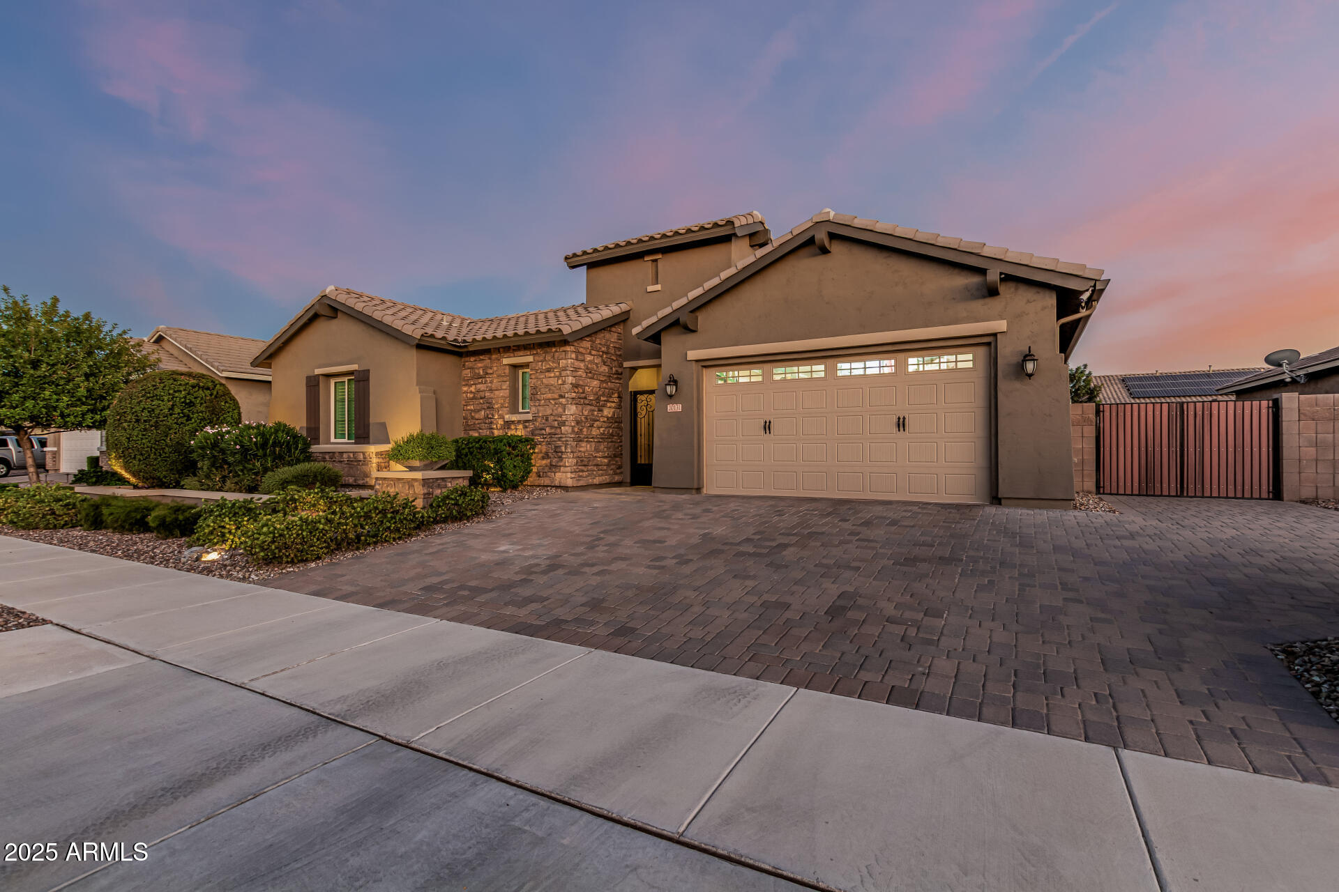 20131 E ROBIN Road