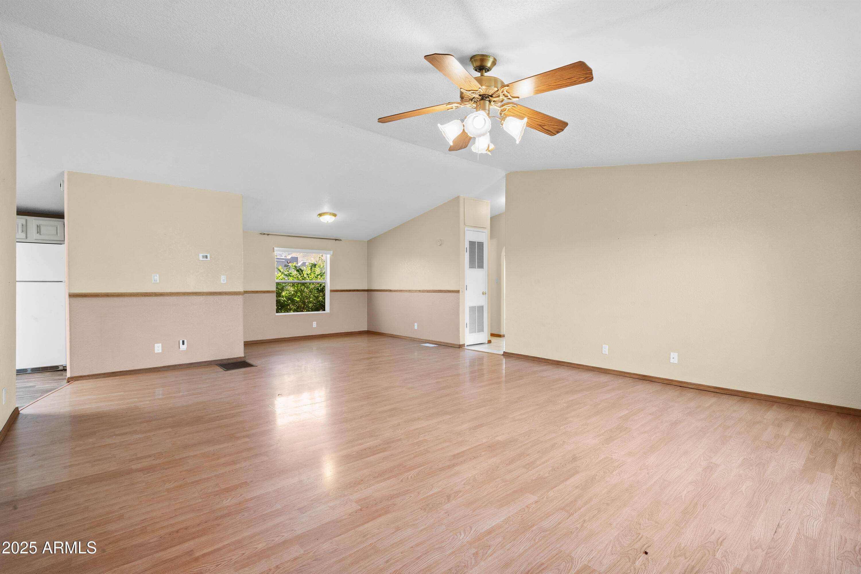 7690 S CIRCLE S Drive