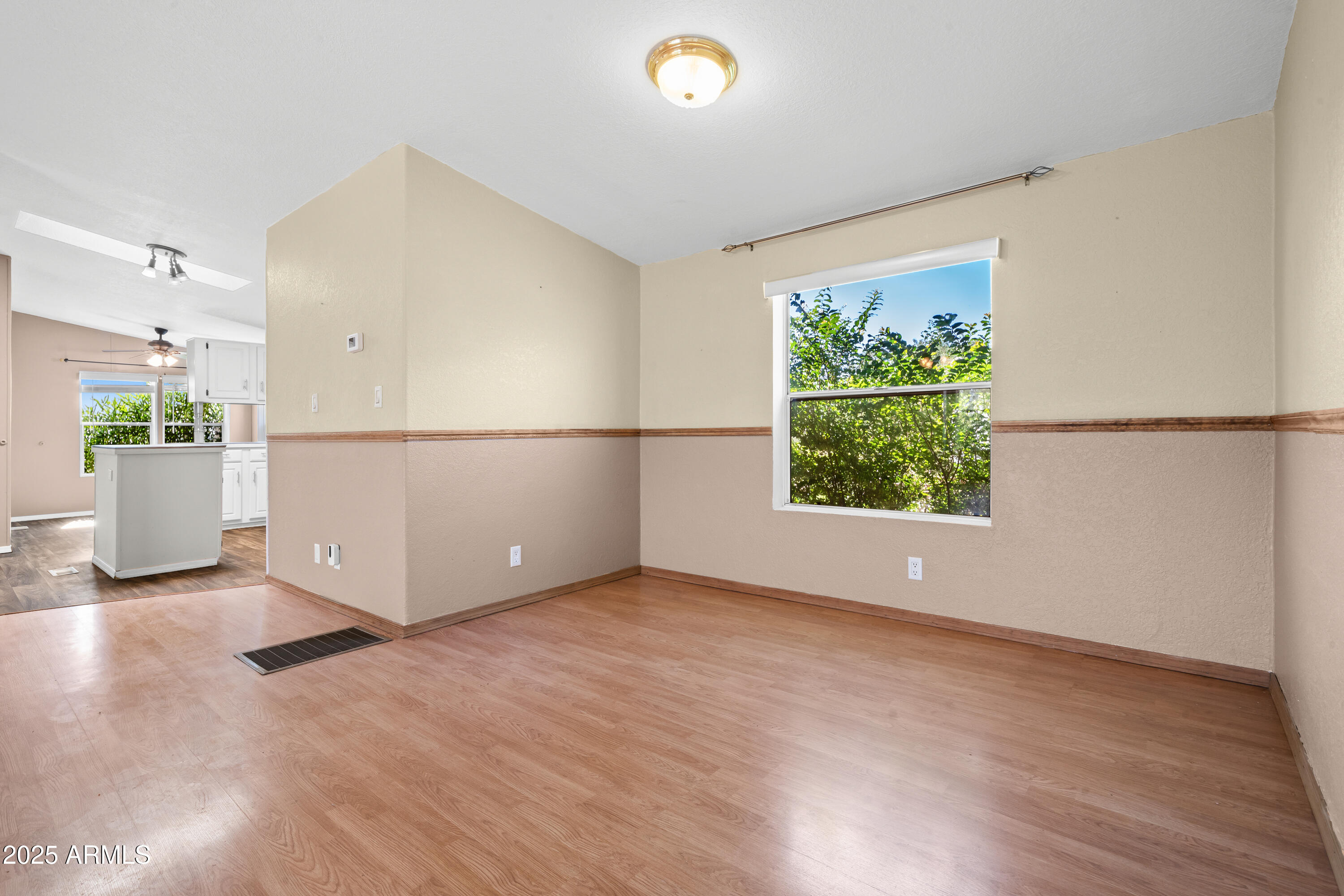 7690 S CIRCLE S Drive