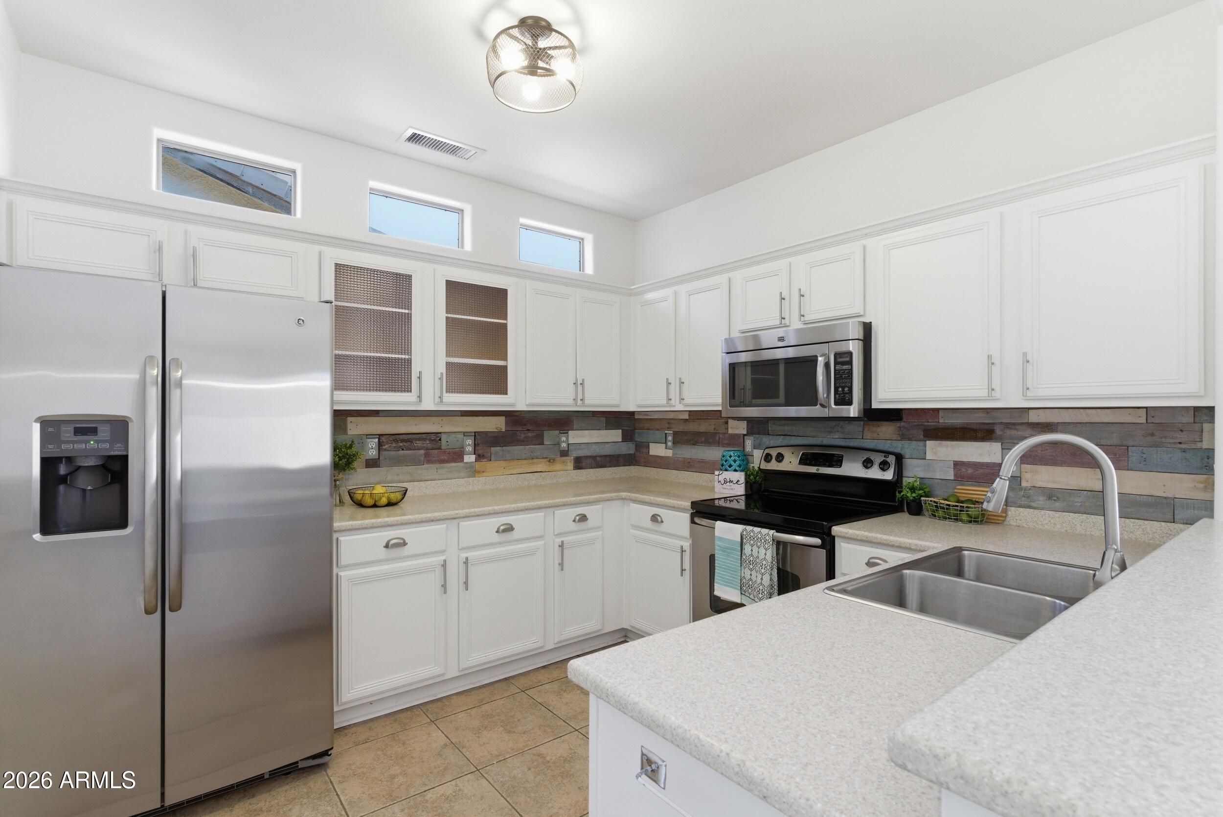 16785 W NOTTINGHAM Way