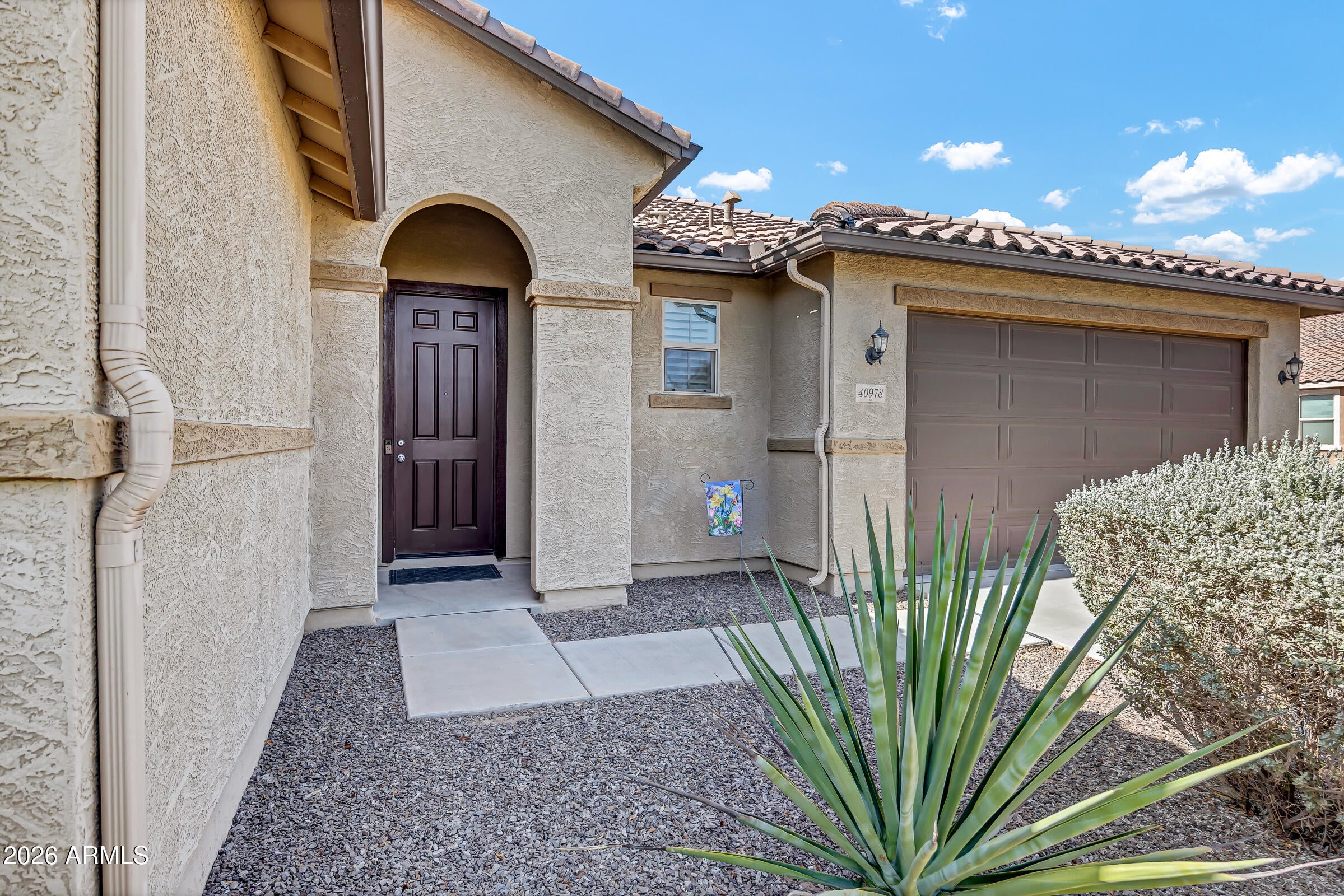 40978 W PRYOR Lane