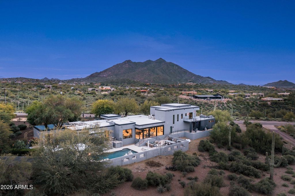 Photo of 39402 N 67th Place, Cave Creek, AZ 85331 (MLS # 6975358)