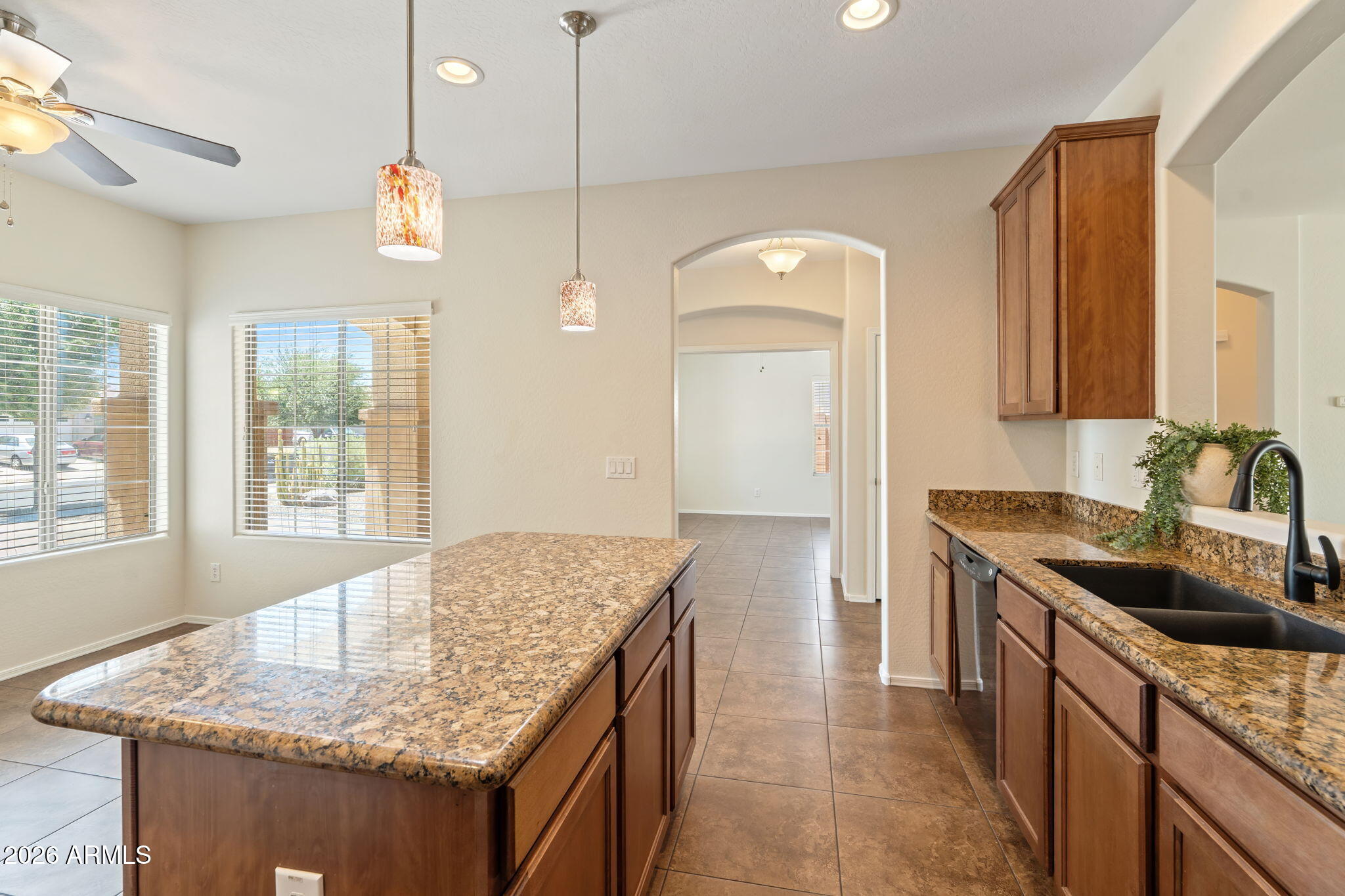 2924 E COCONINO Drive