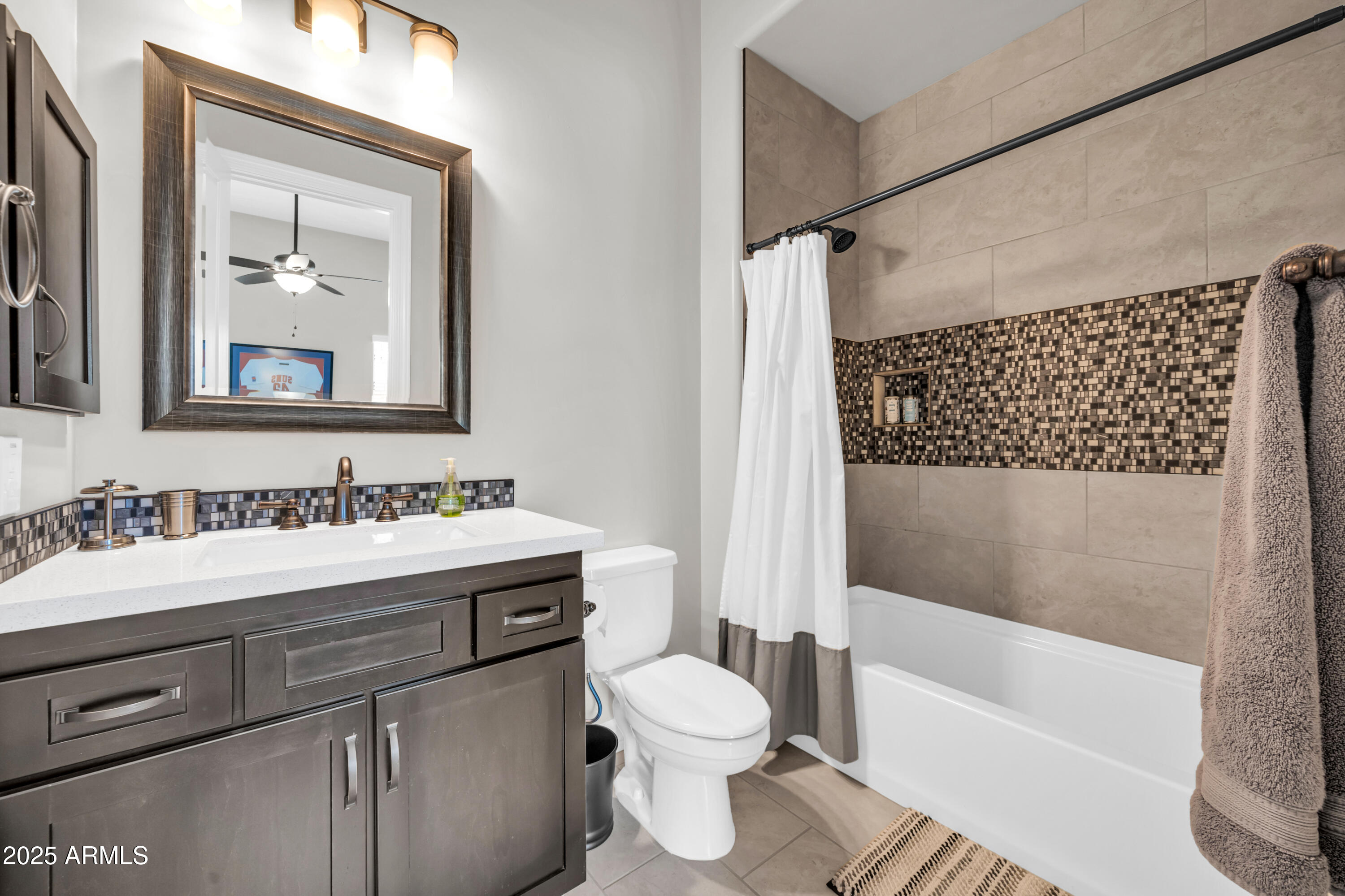 ANDALUZA - Residential