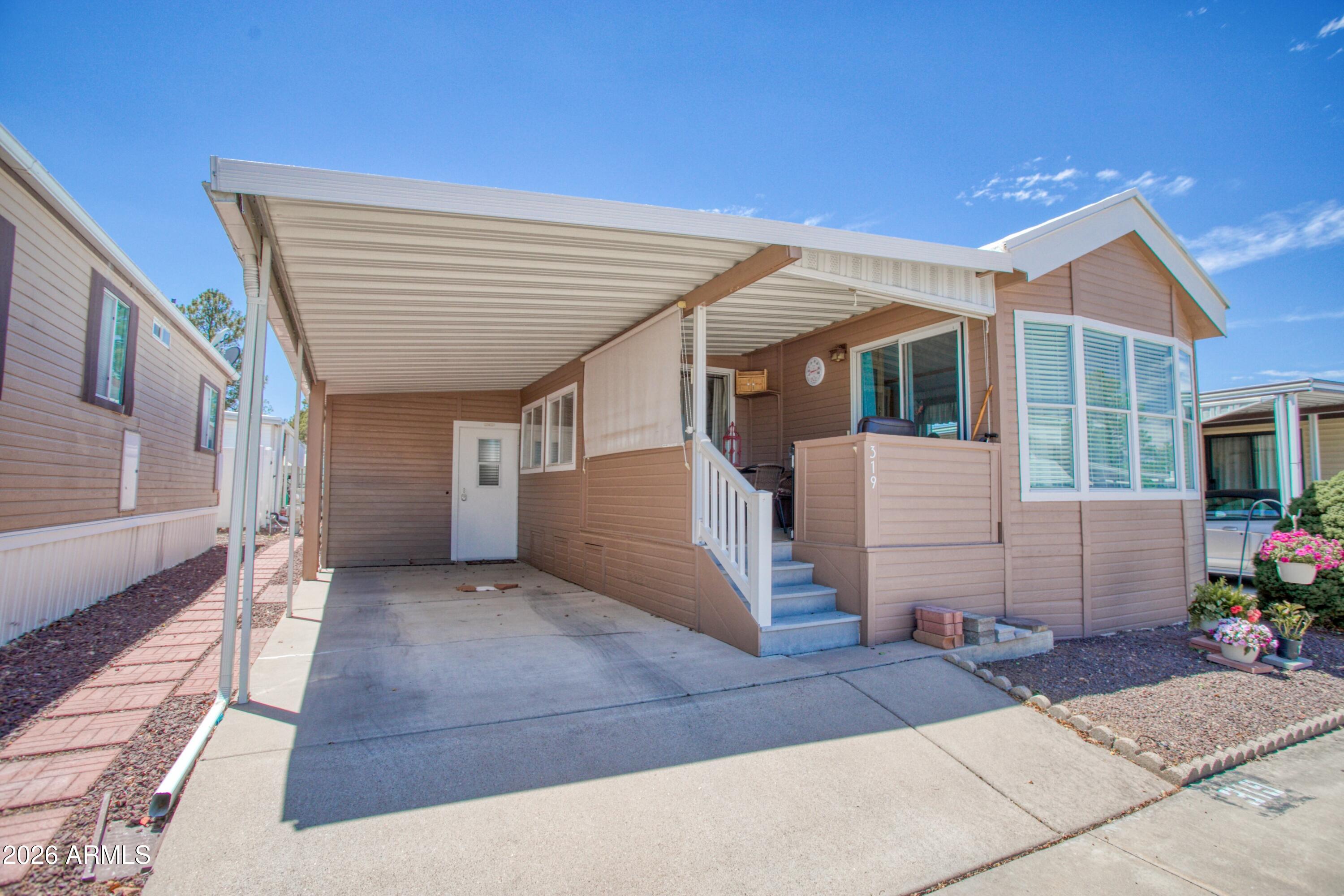 270 N Clark Road 319