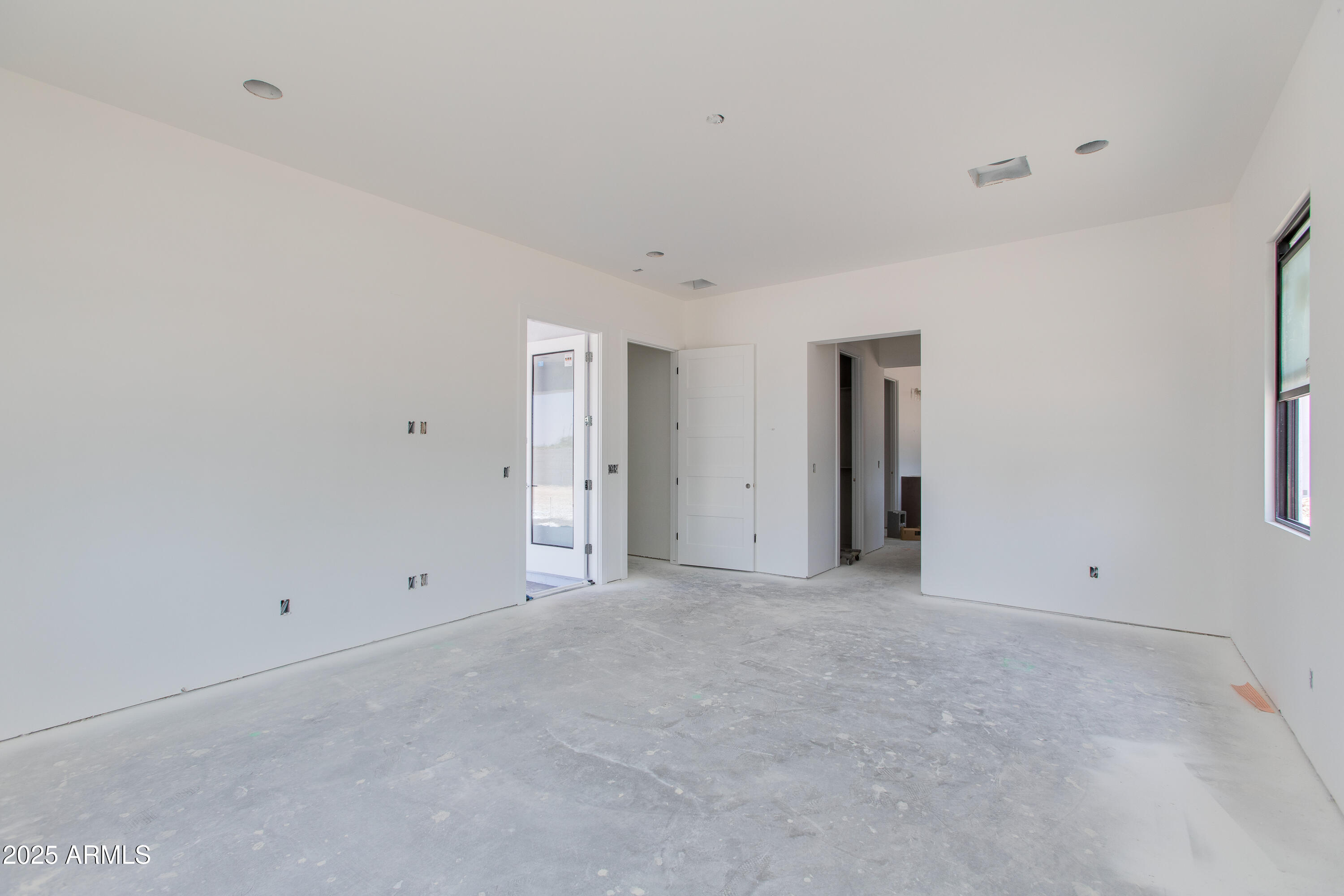 3335 W DESERT DAWN Drive