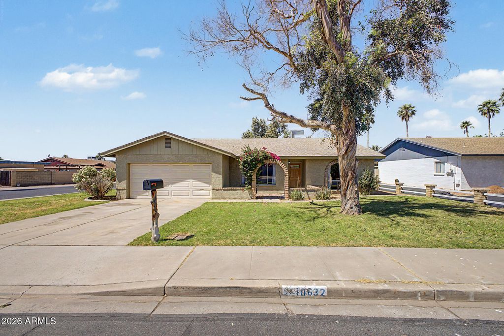 Photo of 10632 N 49th Avenue, Glendale, AZ 85304 (MLS # 7010814)