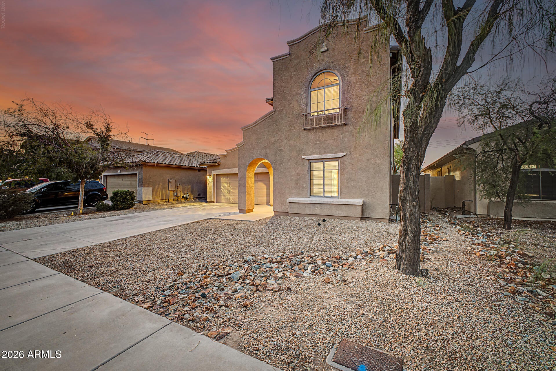 10116 W LUXTON Lane