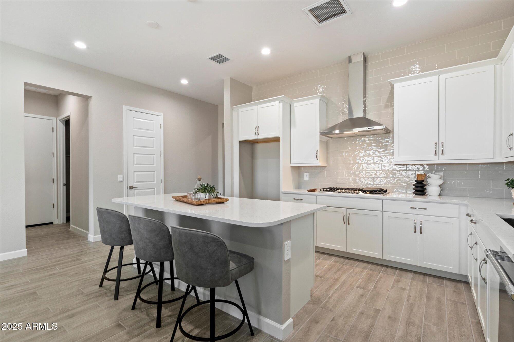 Phoenix, Arizona 85054, United States, 3 Bedrooms Bedrooms, ,3 BathroomsBathrooms,Residential,Pending,102587