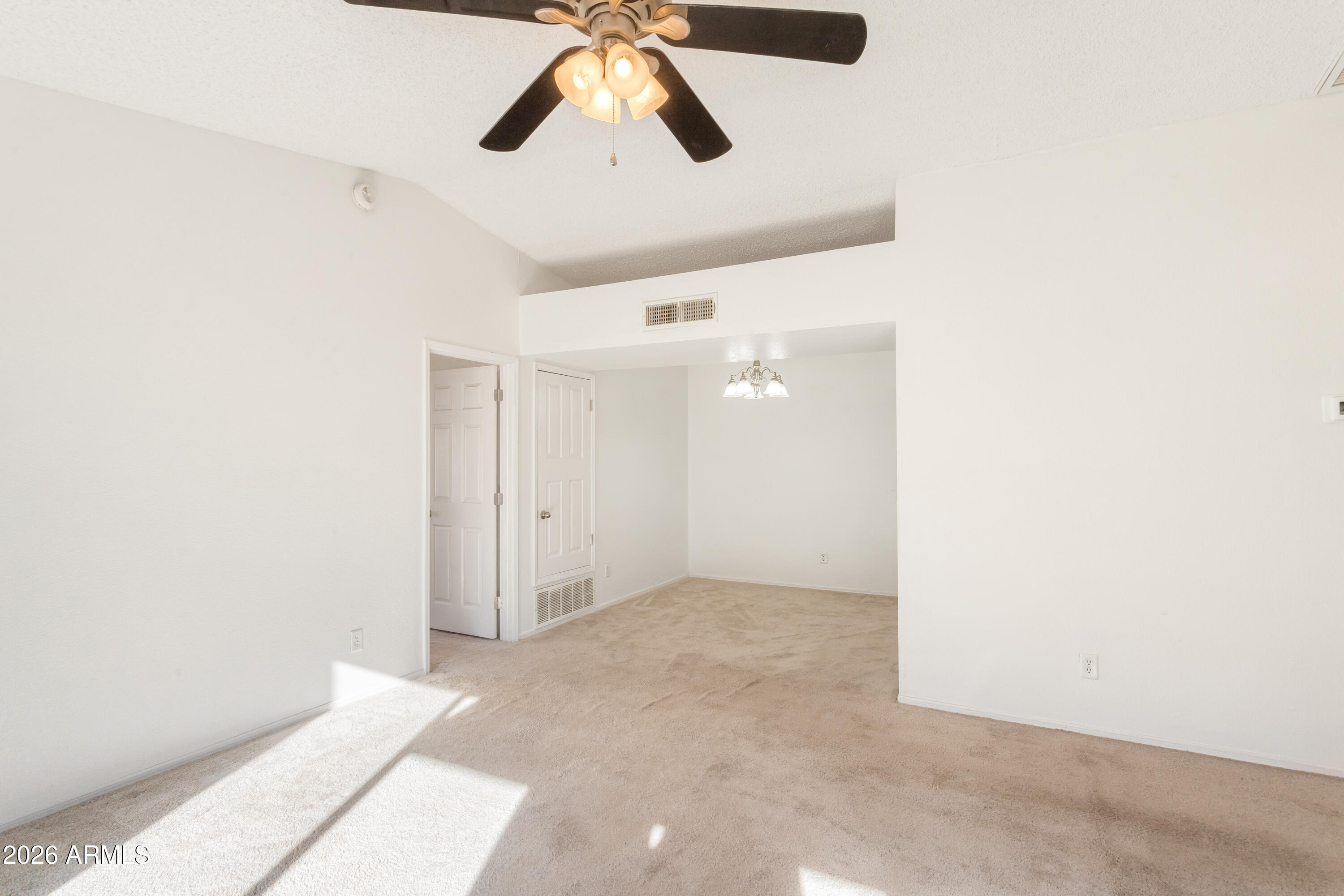 DESERT SHADOWS - Residential