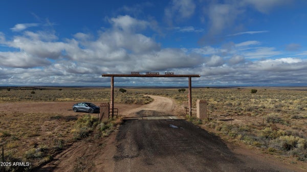 37 S RIVER RD, EAGAR, AZ 85925 - Image 5242d4f9520fa0b7d02efa1f4cde48ce/130729356