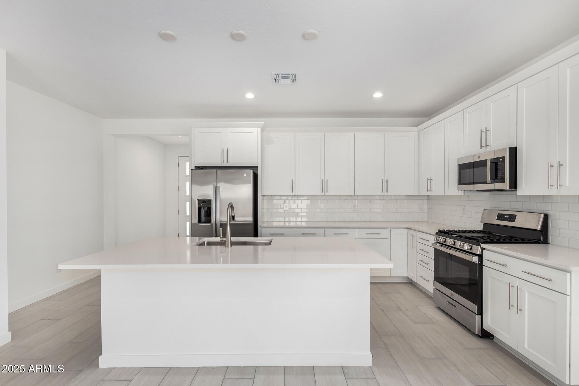 8331 N 53RD Drive