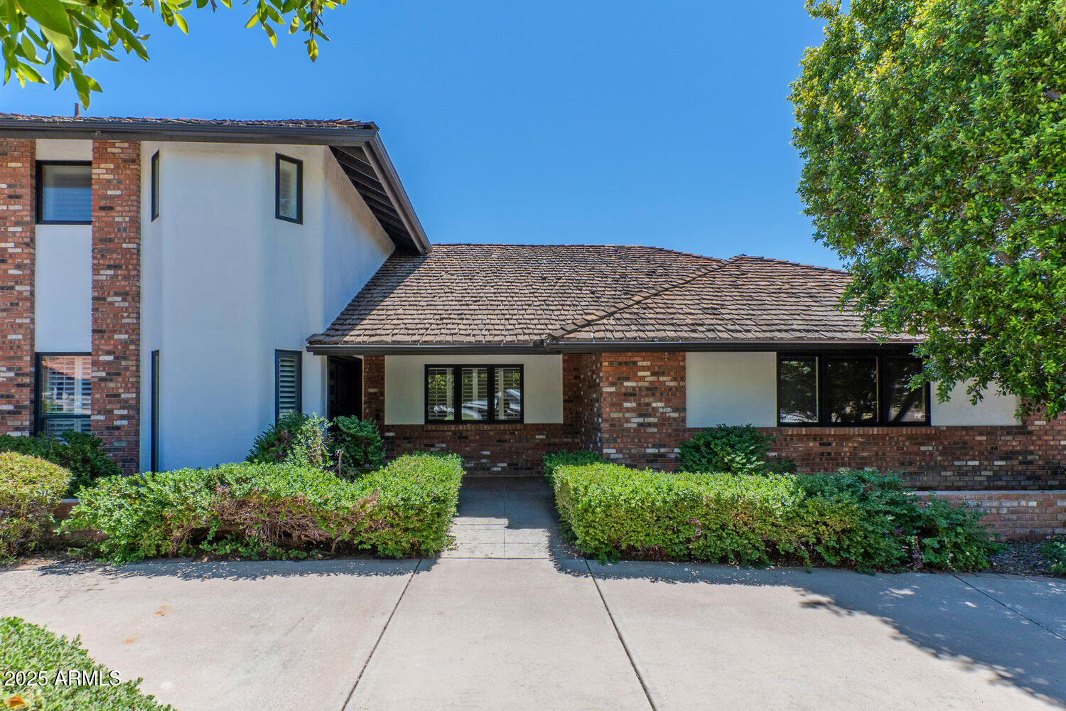 11807 S Tonalea Drive