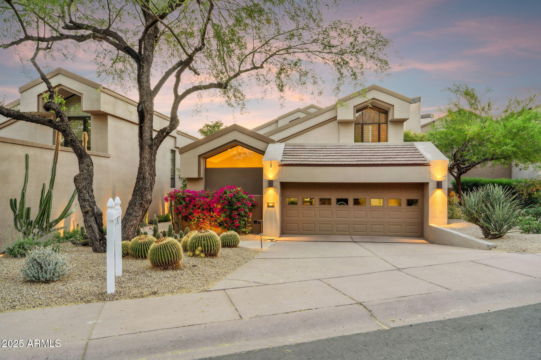 Scottsdale, Arizona 85255, United States, 3 Bedrooms Bedrooms, ,4 BathroomsBathrooms,Residential,Active,210568