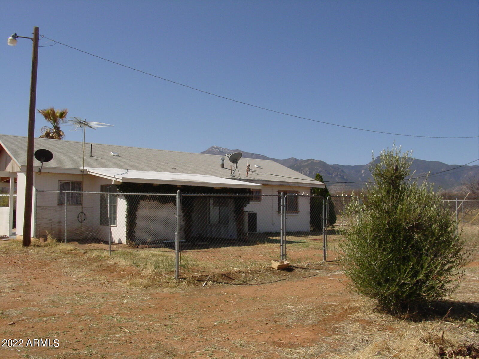 GOLDEN MEADOWS - Residential