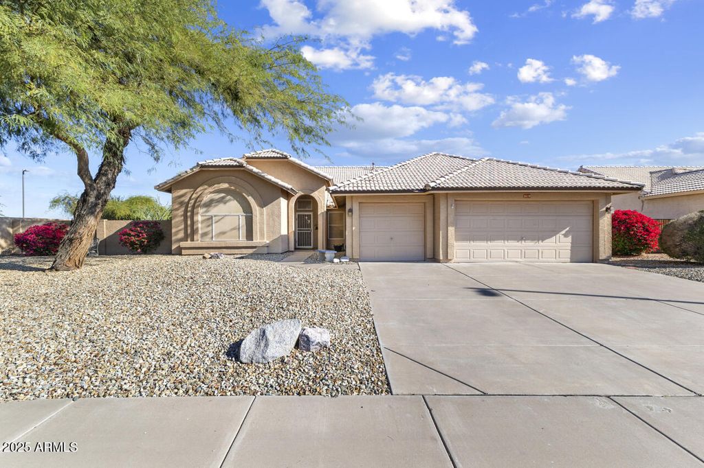 Photo of 2619 N 133rd Avenue, Goodyear, AZ 85395 (MLS # 6949223)