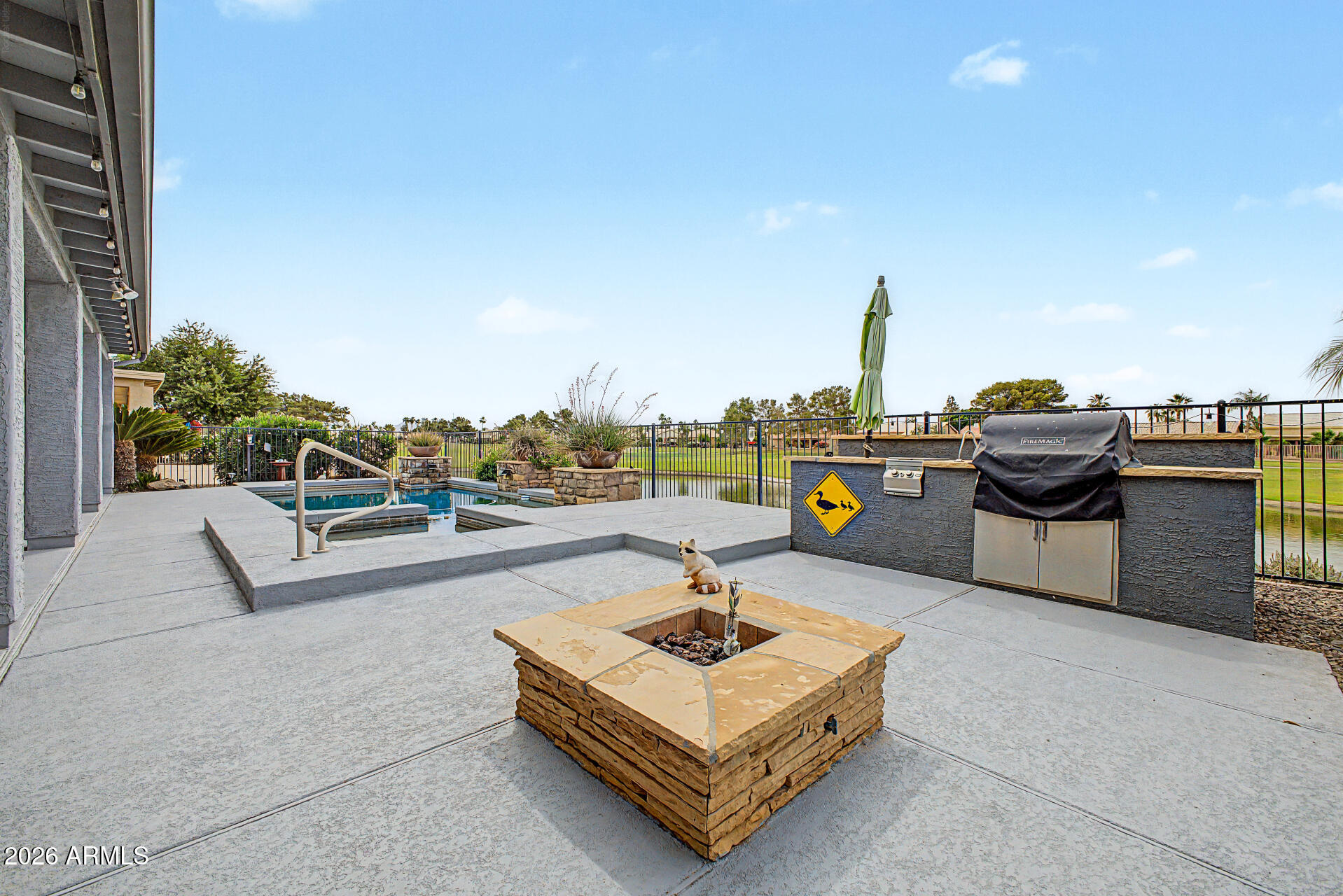 24619 S LAKEWAY Circle SE