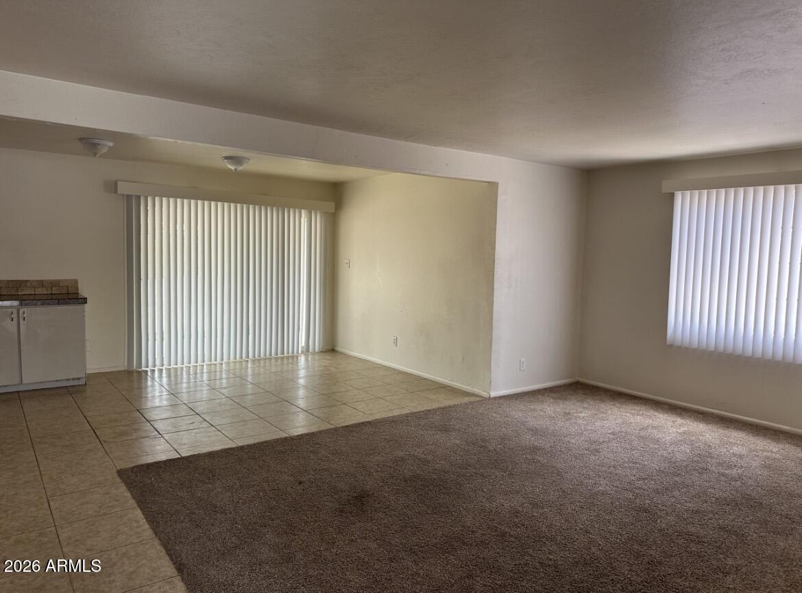 3608 W HAZELWOOD Street