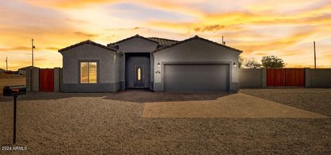 A home in Arizona City