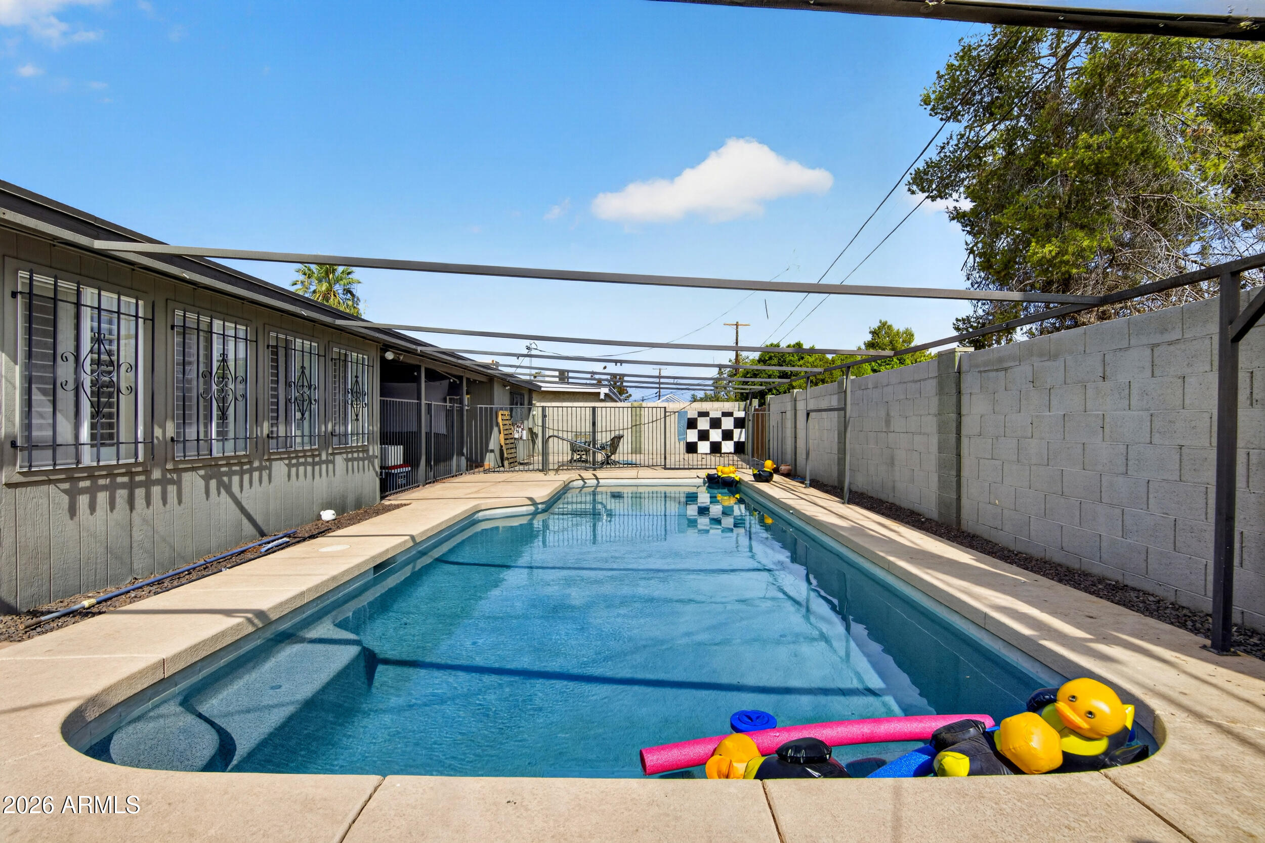 123 E ERIE Drive