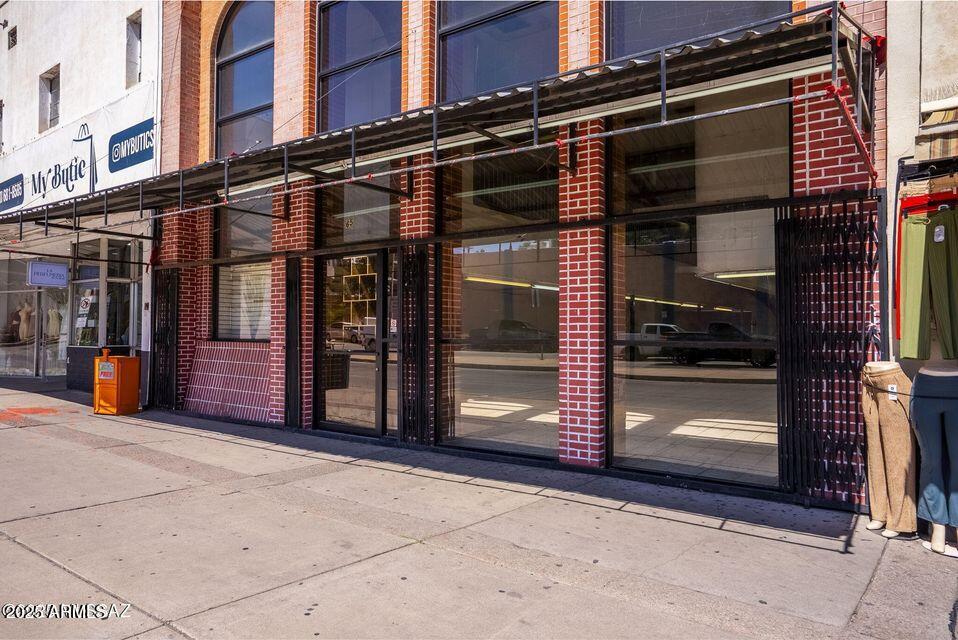 65 N GRAND Avenue