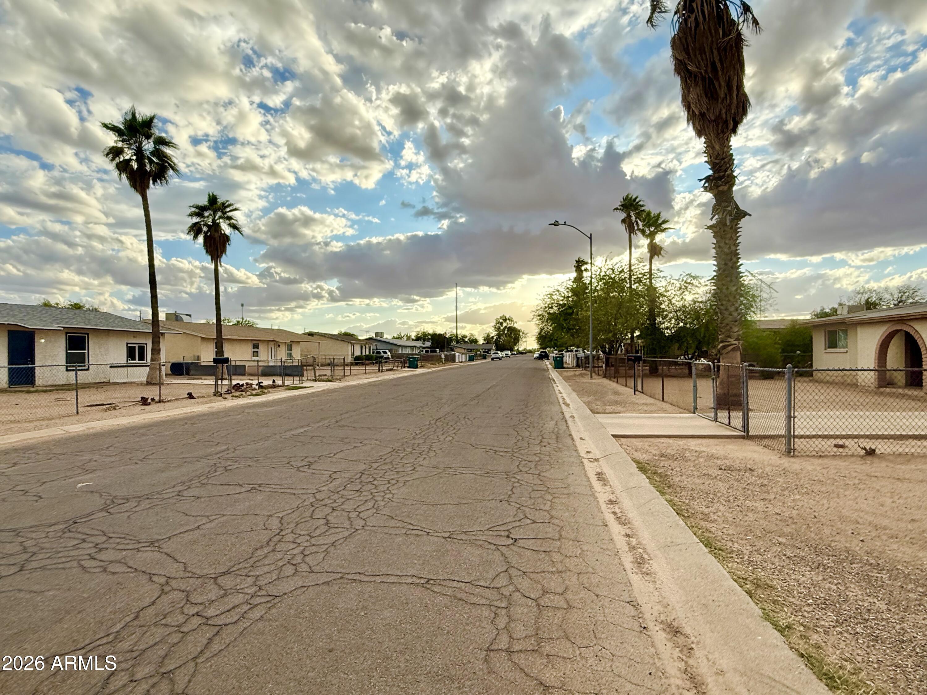 Eloy North - Land
