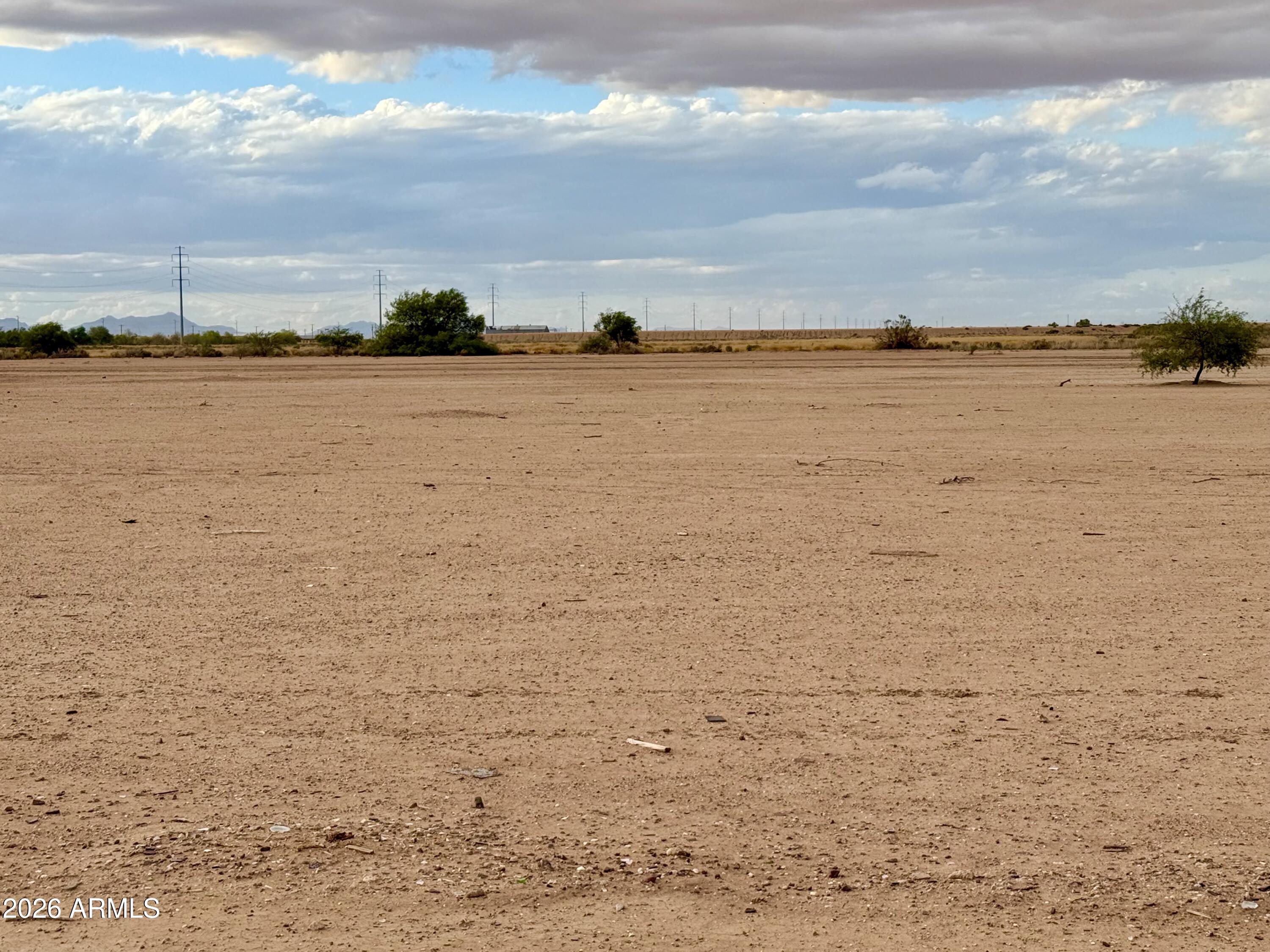 Eloy North - Land