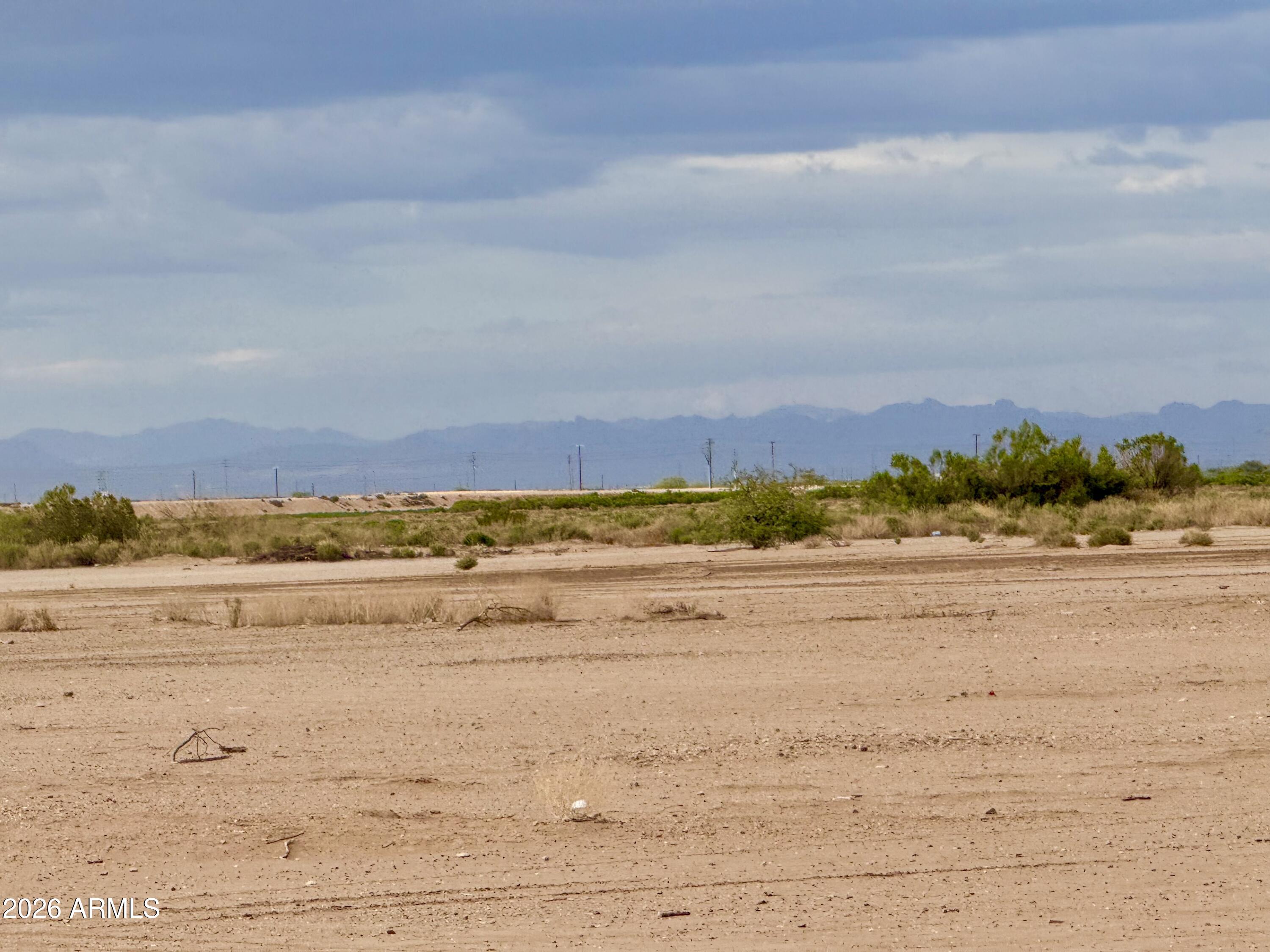Eloy North - Land