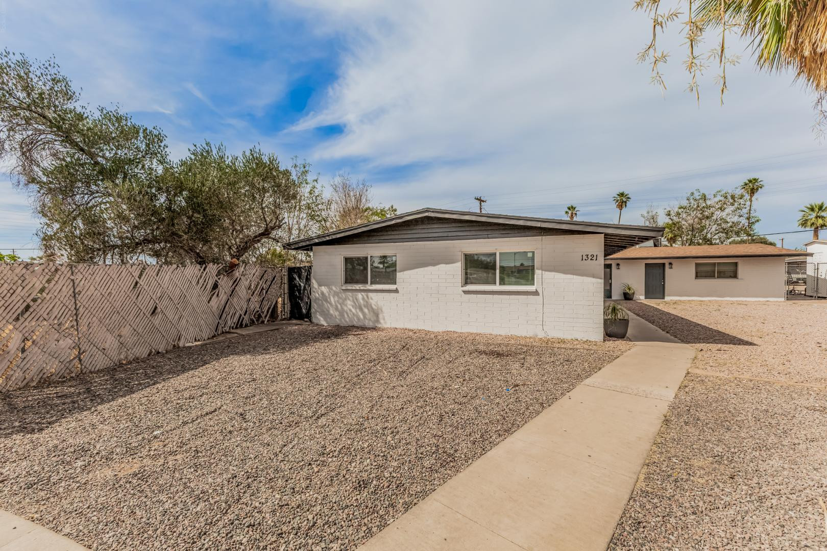 1321 N 48th Place Apt 2