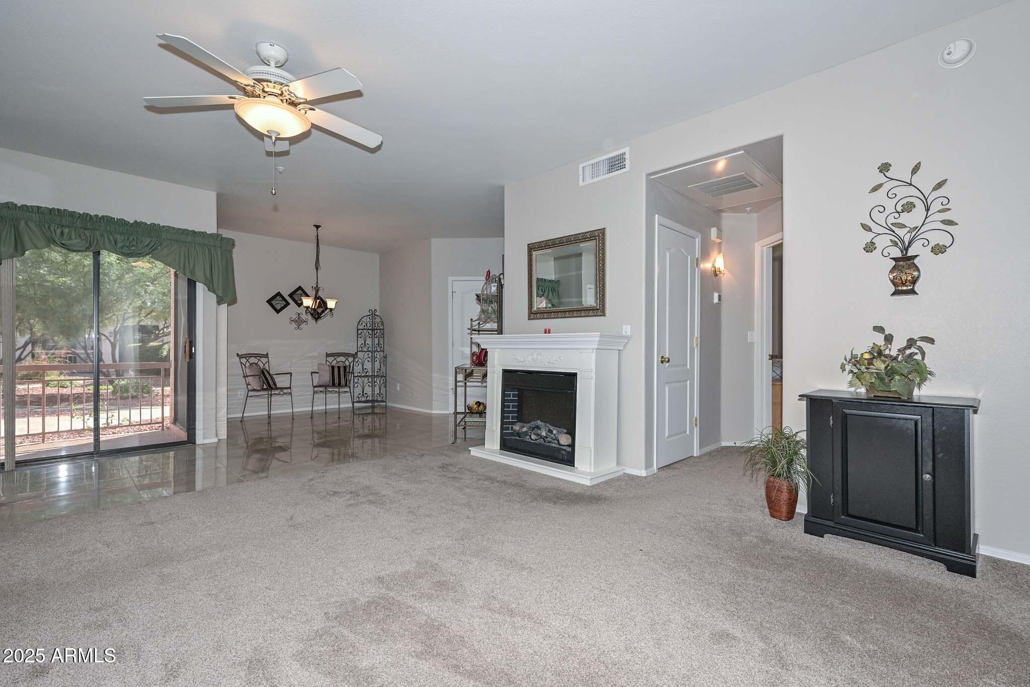 9151 W GREENWAY Road 113