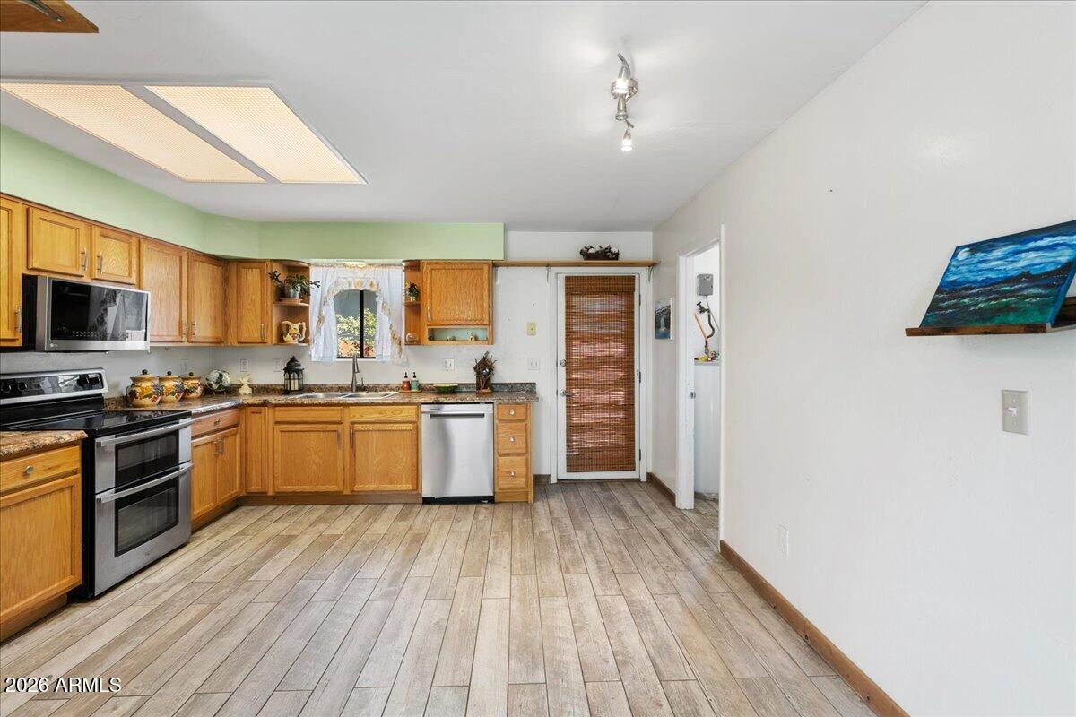 LINCOLN PARK - Residential
