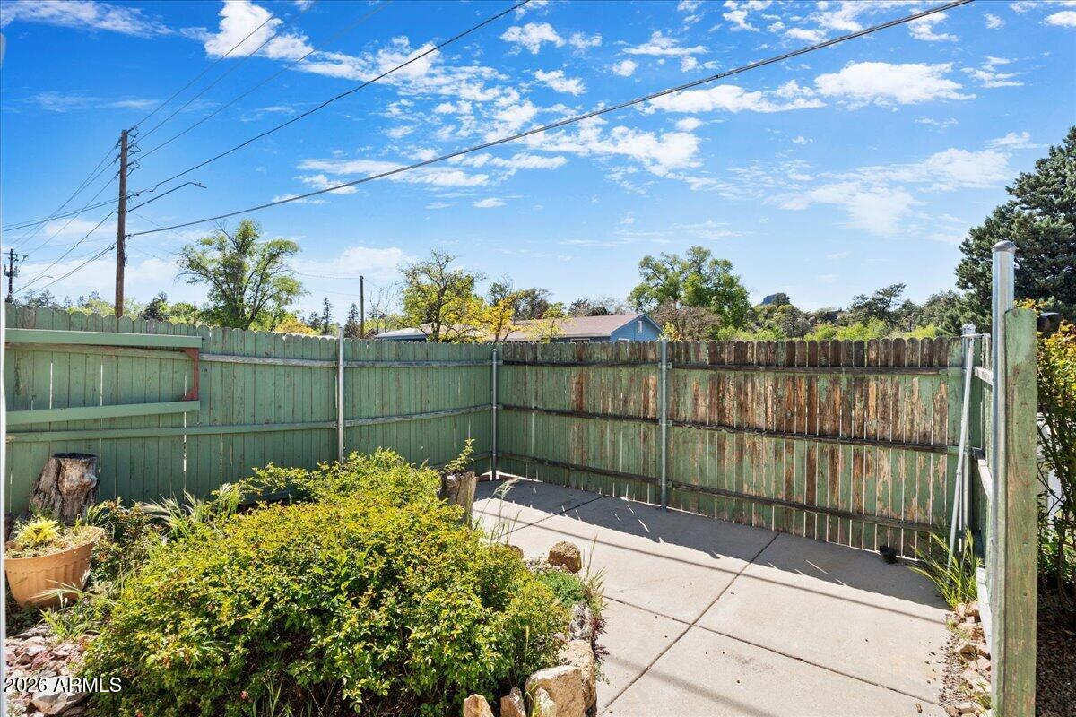 LINCOLN PARK - Residential