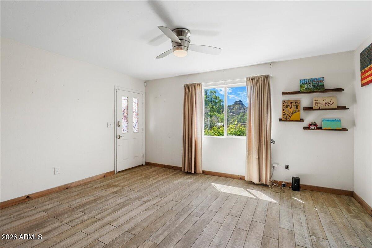 LINCOLN PARK - Residential