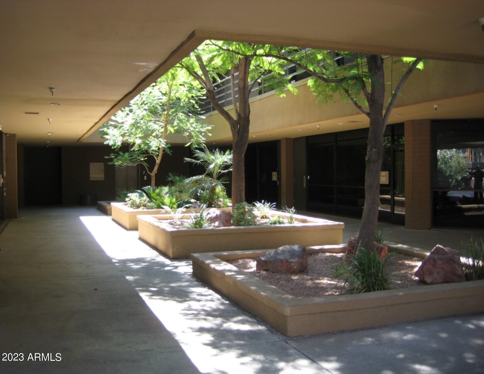 2150 E HIGHLAND Avenue 204