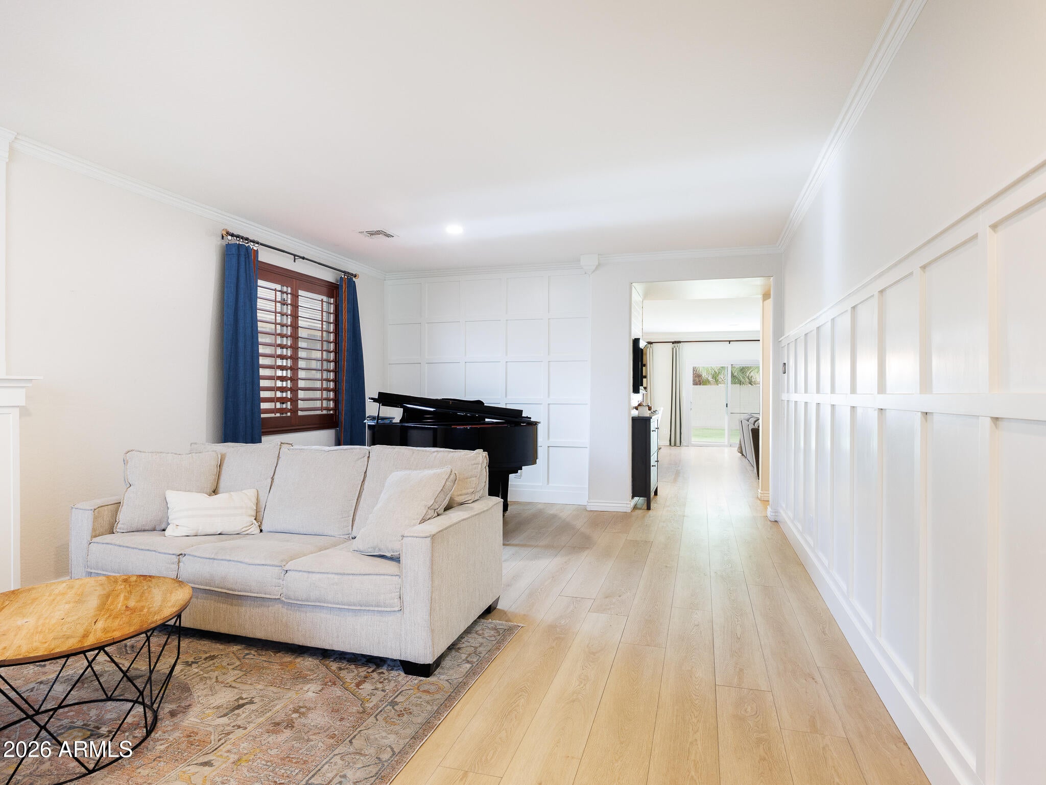 221 W Tahiti Drive