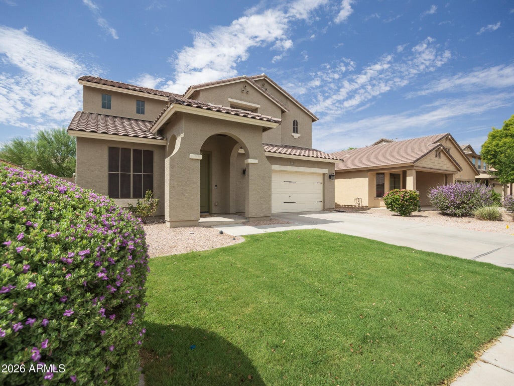 Photo of 221 W Tahiti Drive, Casa Grande, AZ 85122 (MLS # 7060192)