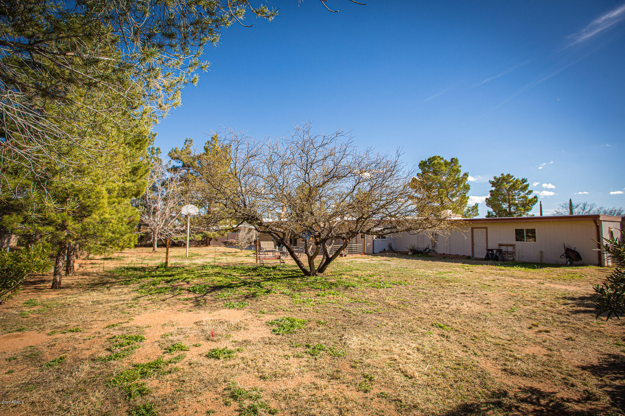 TOWN & COUNTRY ESTATES - Residential