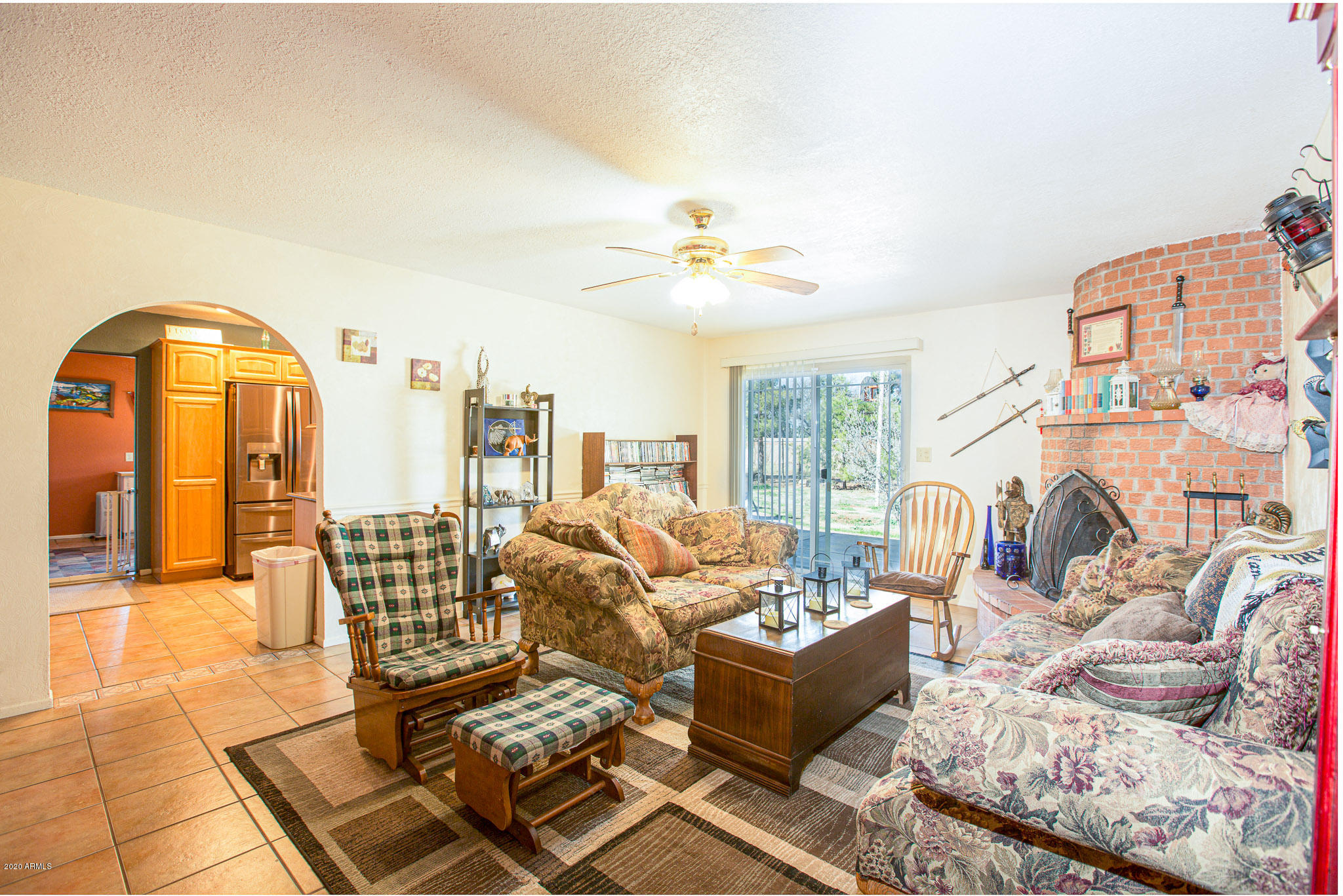 TOWN & COUNTRY ESTATES - Residential