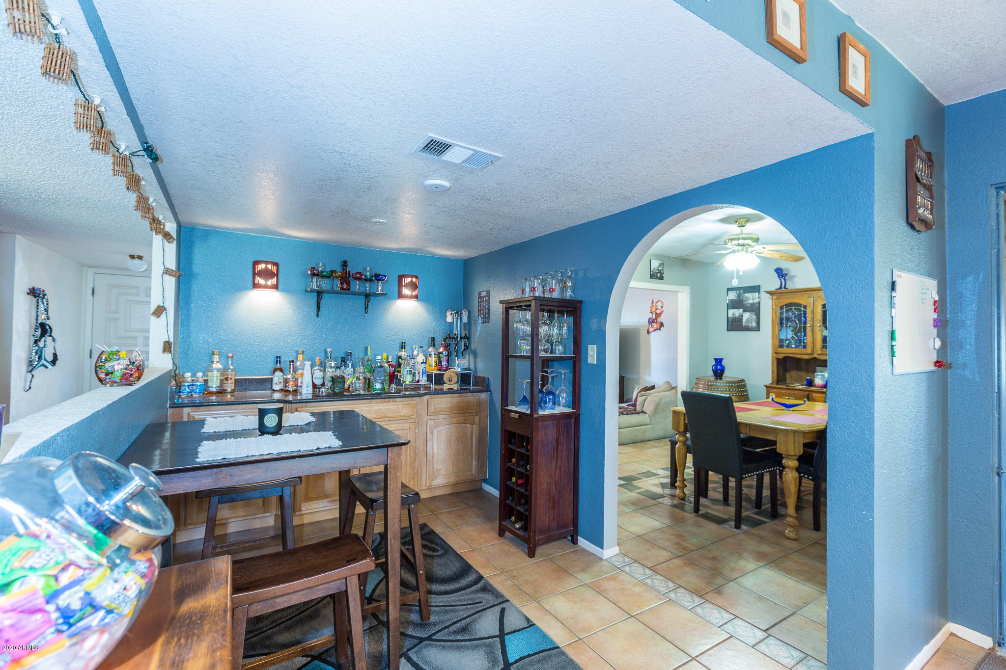 TOWN & COUNTRY ESTATES - Residential