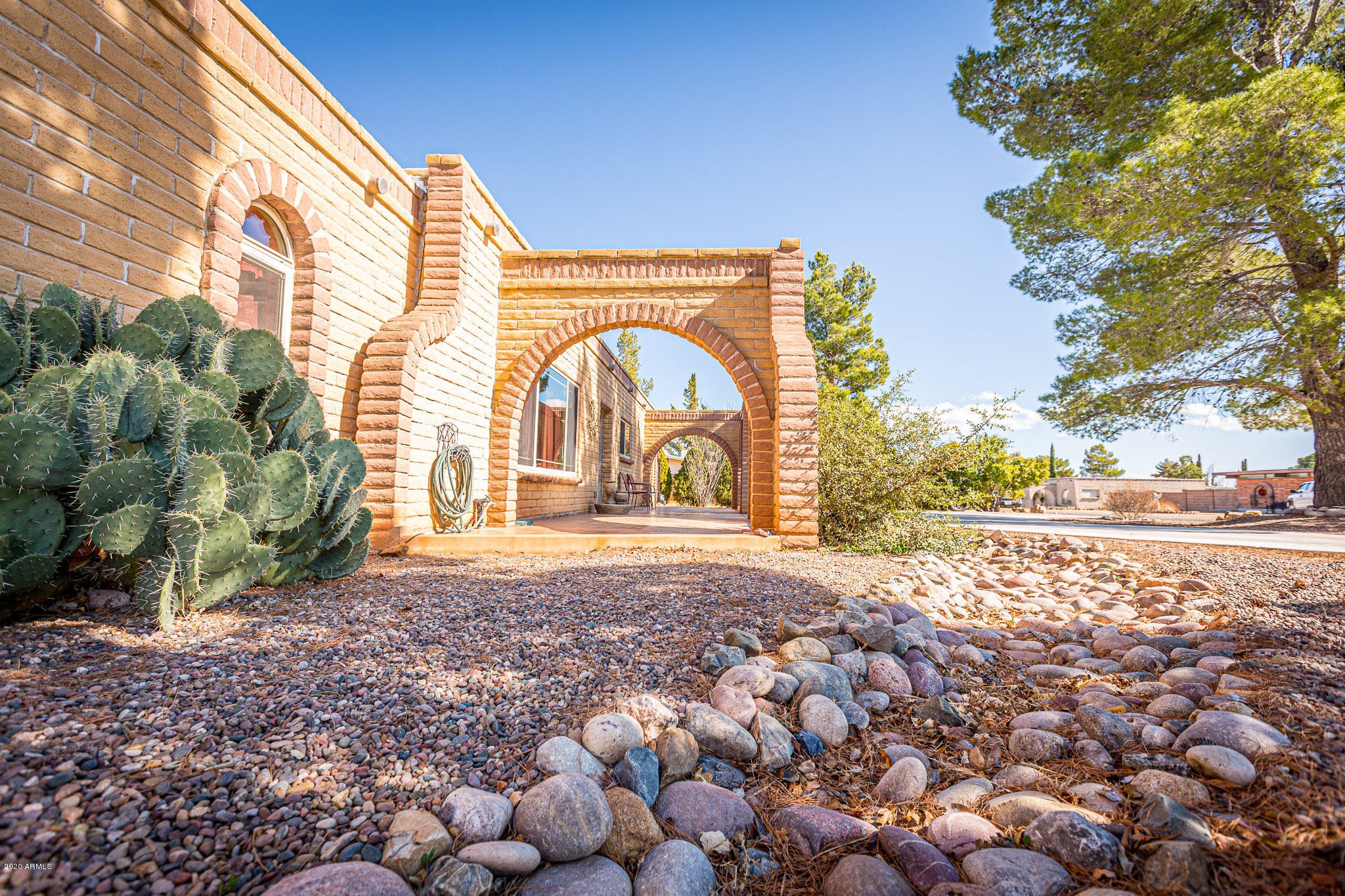 TOWN & COUNTRY ESTATES - Residential