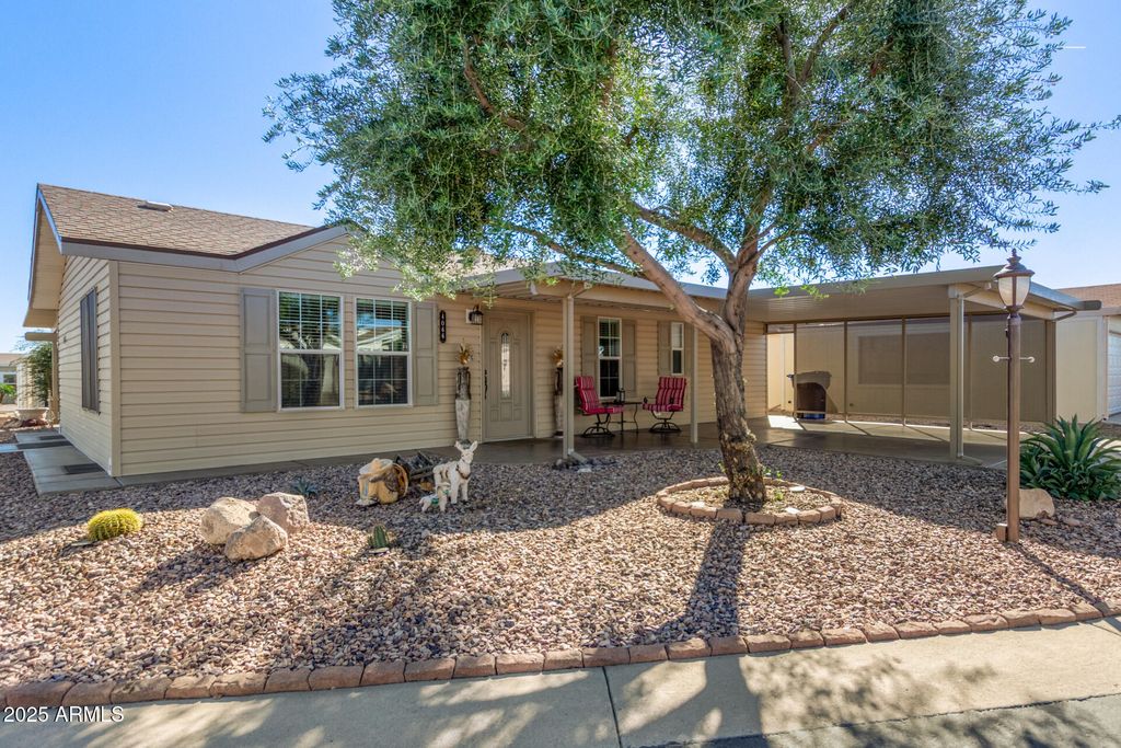 Photo of 3301 S Goldfield Road #4066, Apache Junction, AZ 85119 (MLS # 6944969)