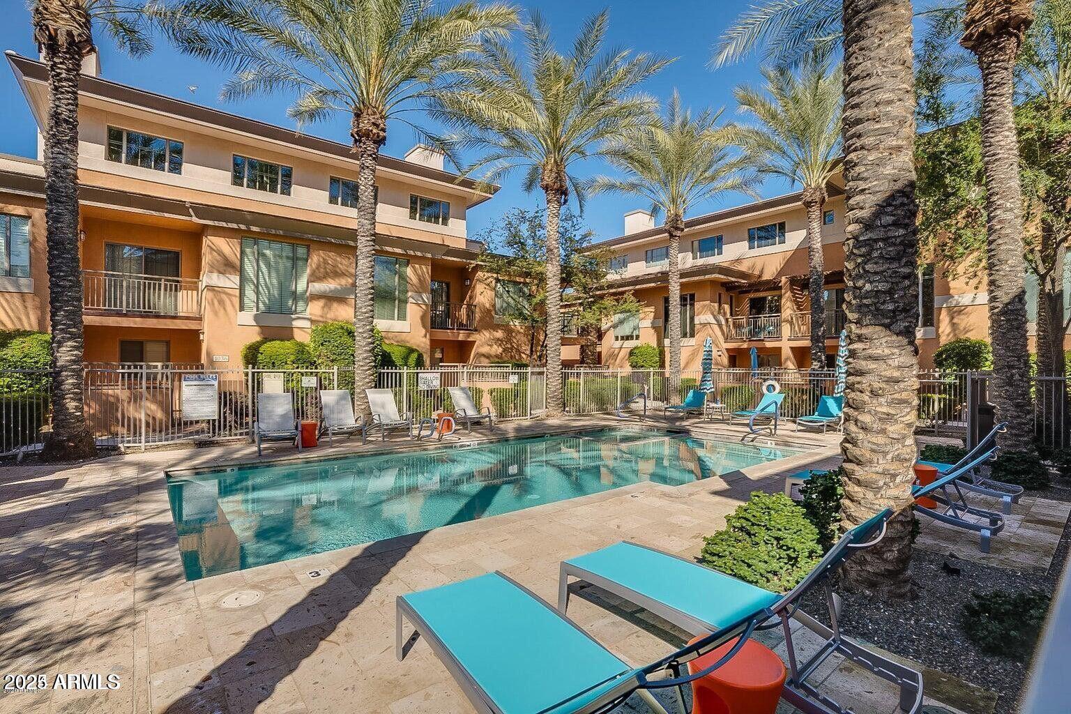 SANDALO TOWNHOMES CONDOMINIUM - Residential